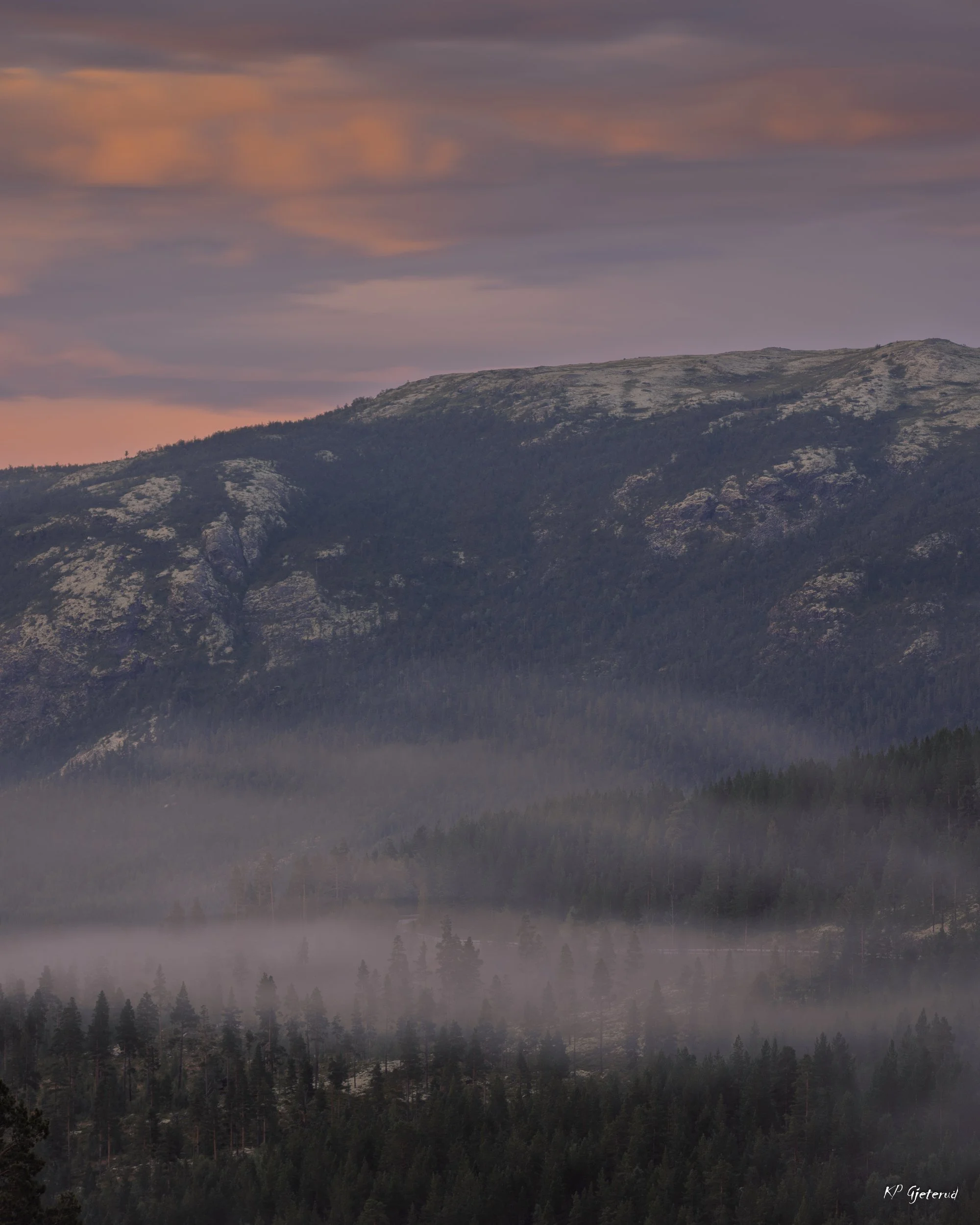 Fjell og lys Lemonsjøen aug 25-2.jpg