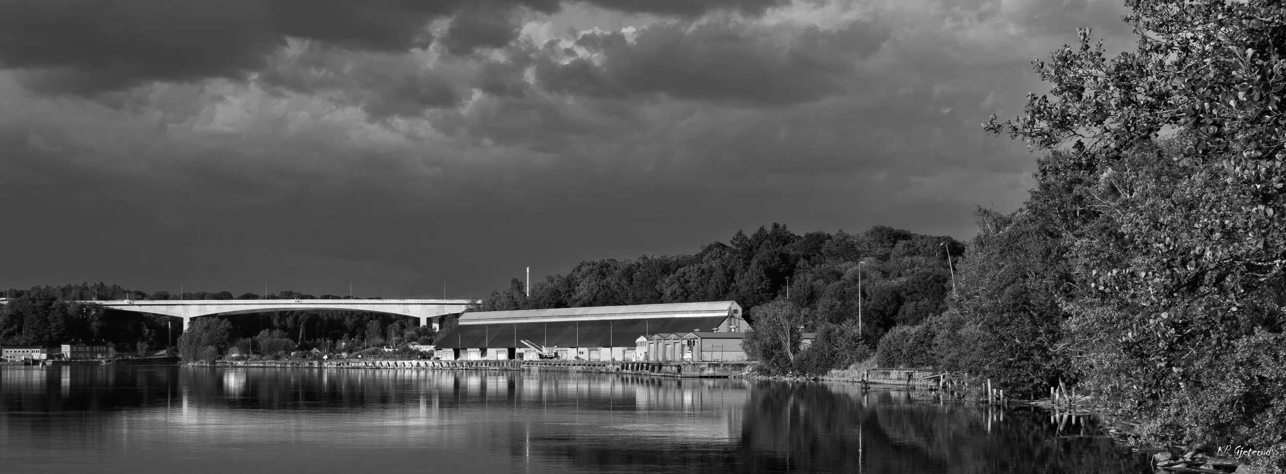 Nedre Glomma BW-6.jpg