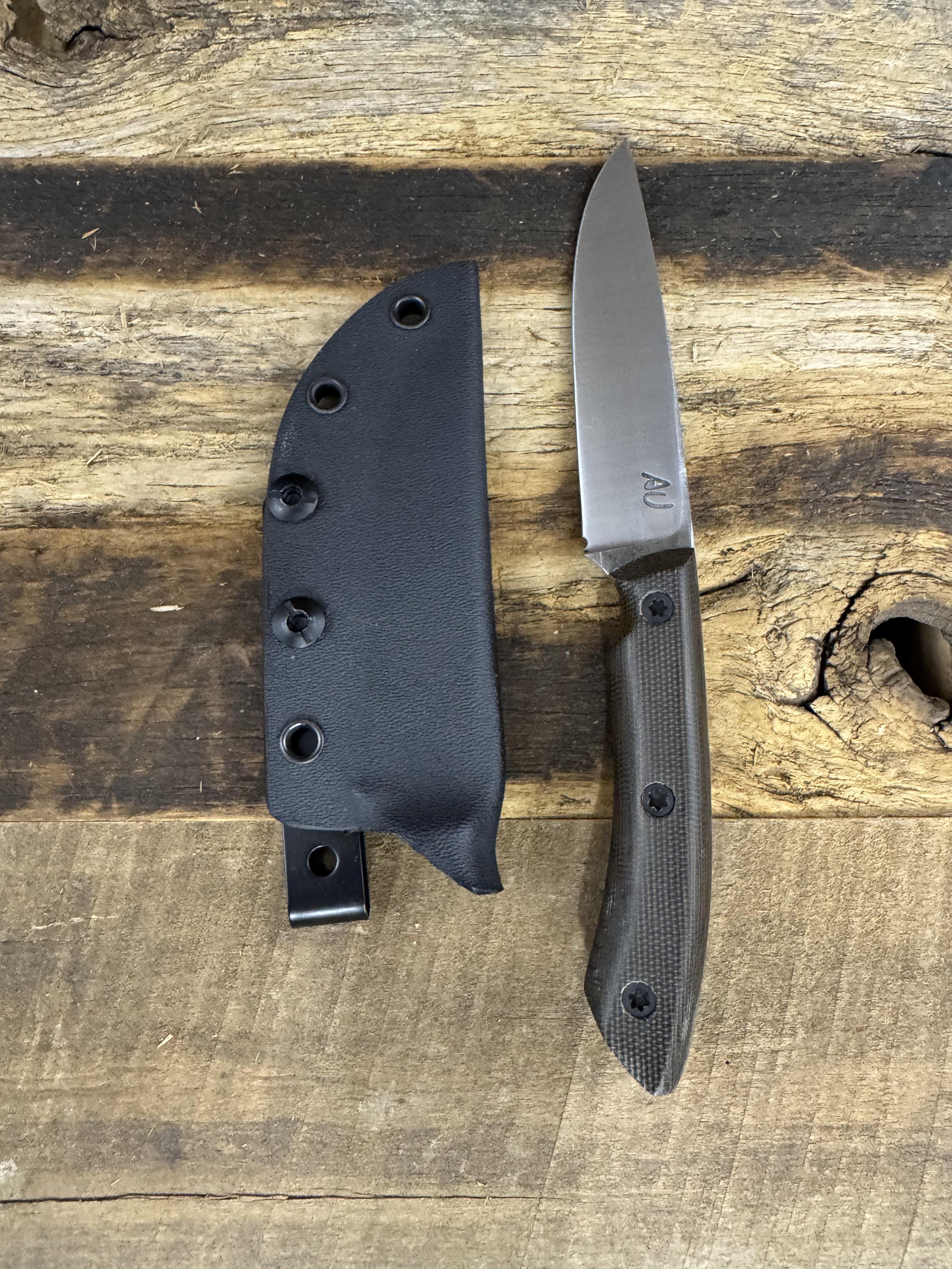 Greyhound (OD Green Burlap)