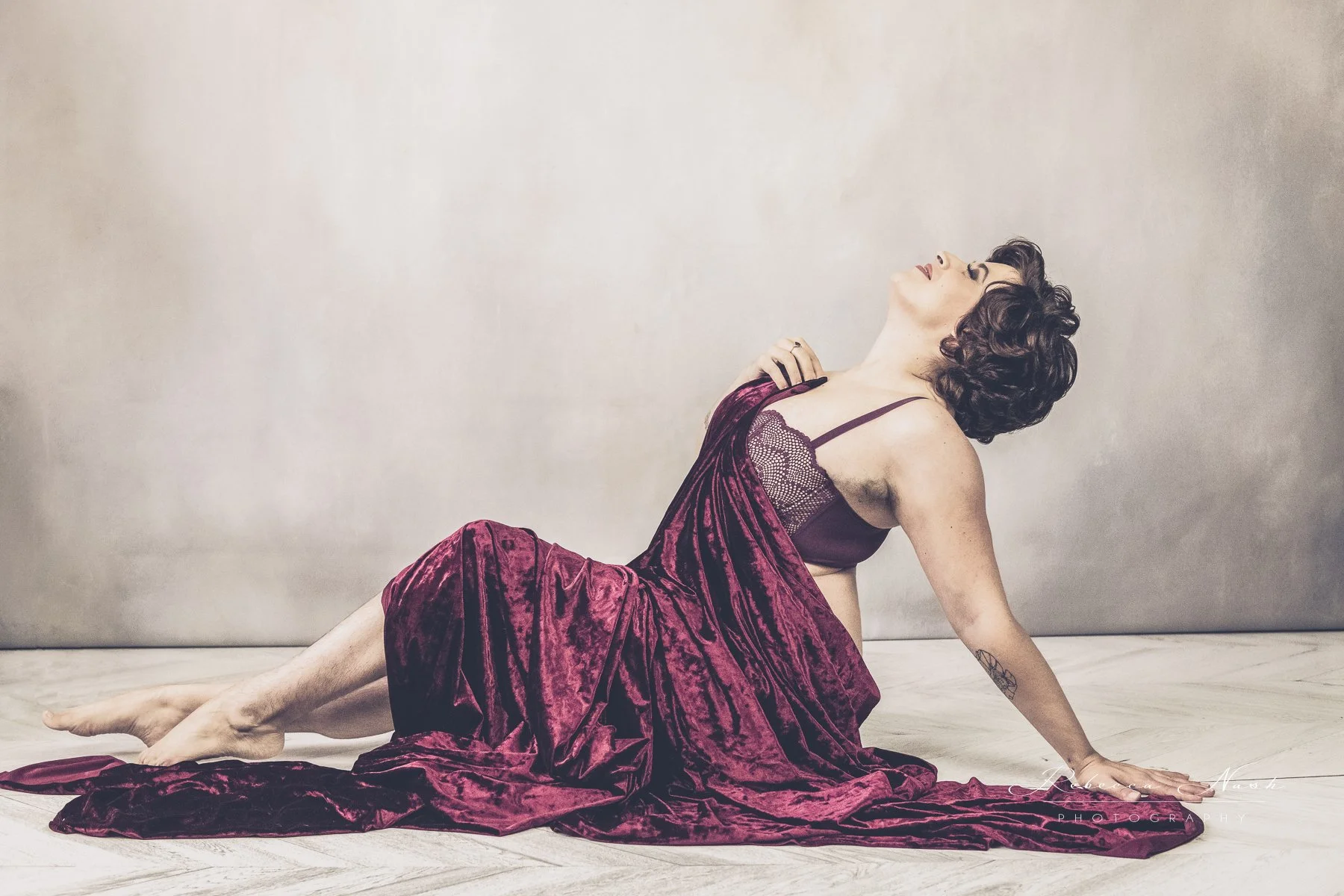 Vintage Glam inspired Portraits for a Music Theatre Lover