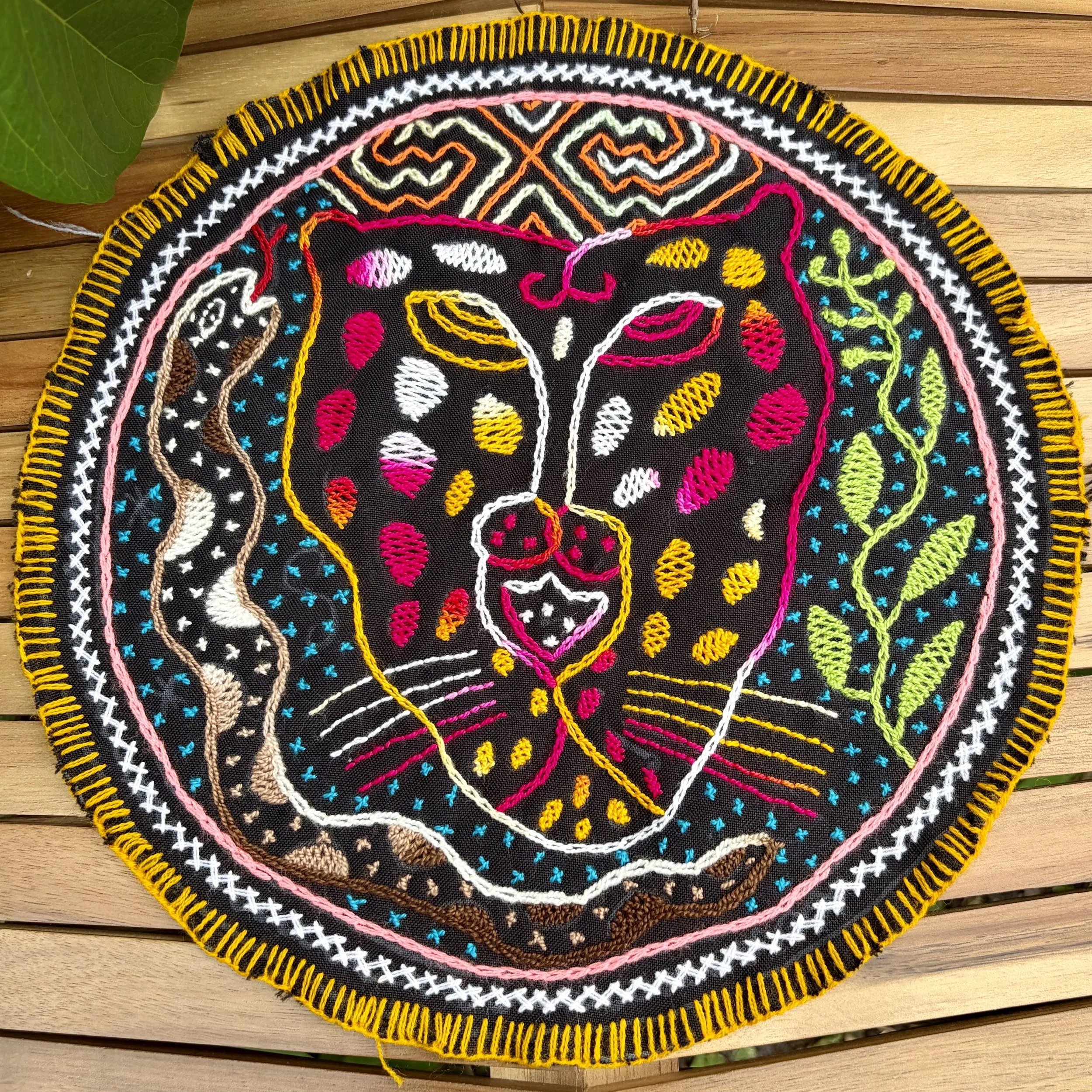 Shipibo Embroidery - Circular Tela - Wiso Ino - Black Jaguar