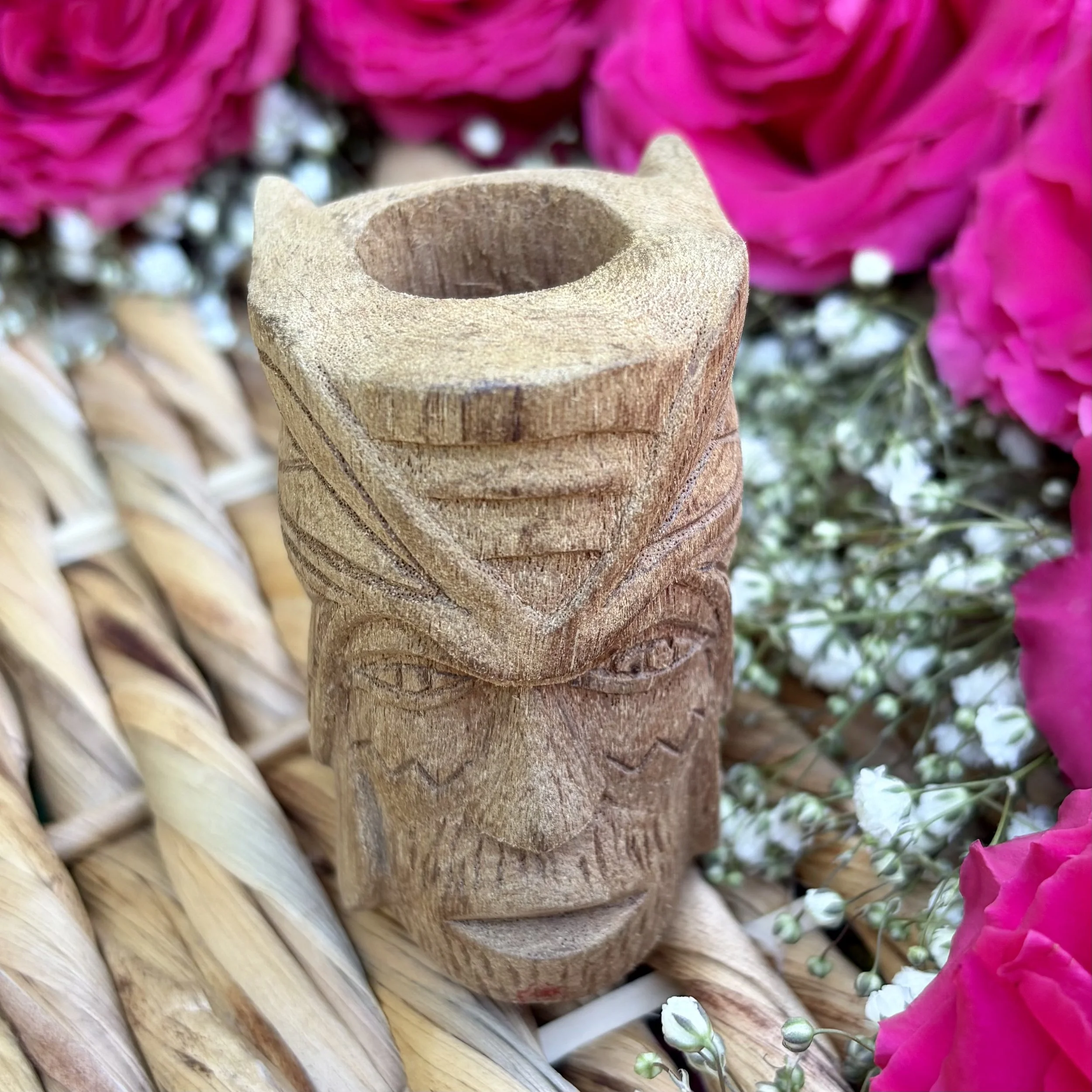 Sacred Wood Shipibo Tobacco Pipe - One of a kind, rare and limited - Spirit of the Jungle