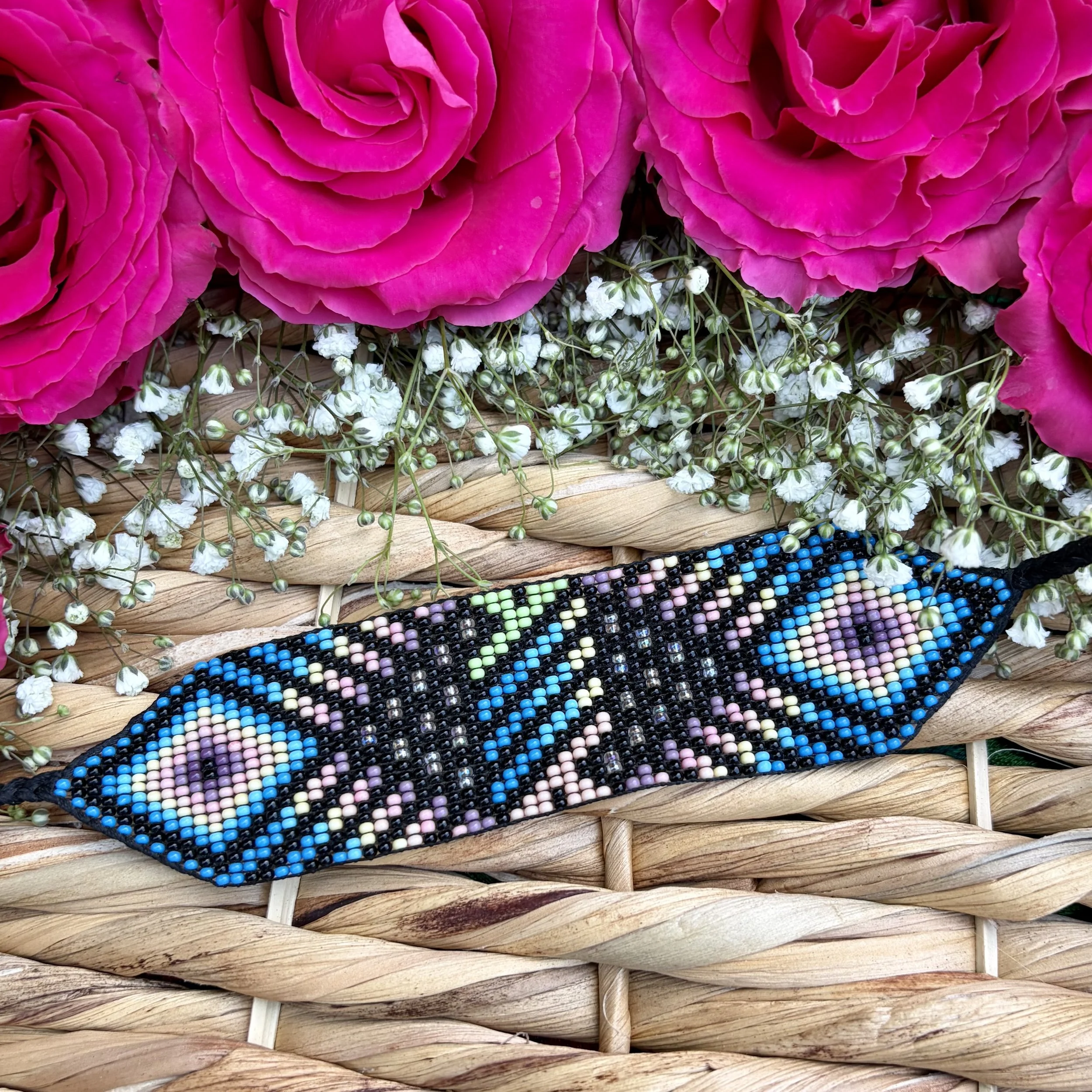 Witoto Beaded Bracelet - Wide - Blue and Pink