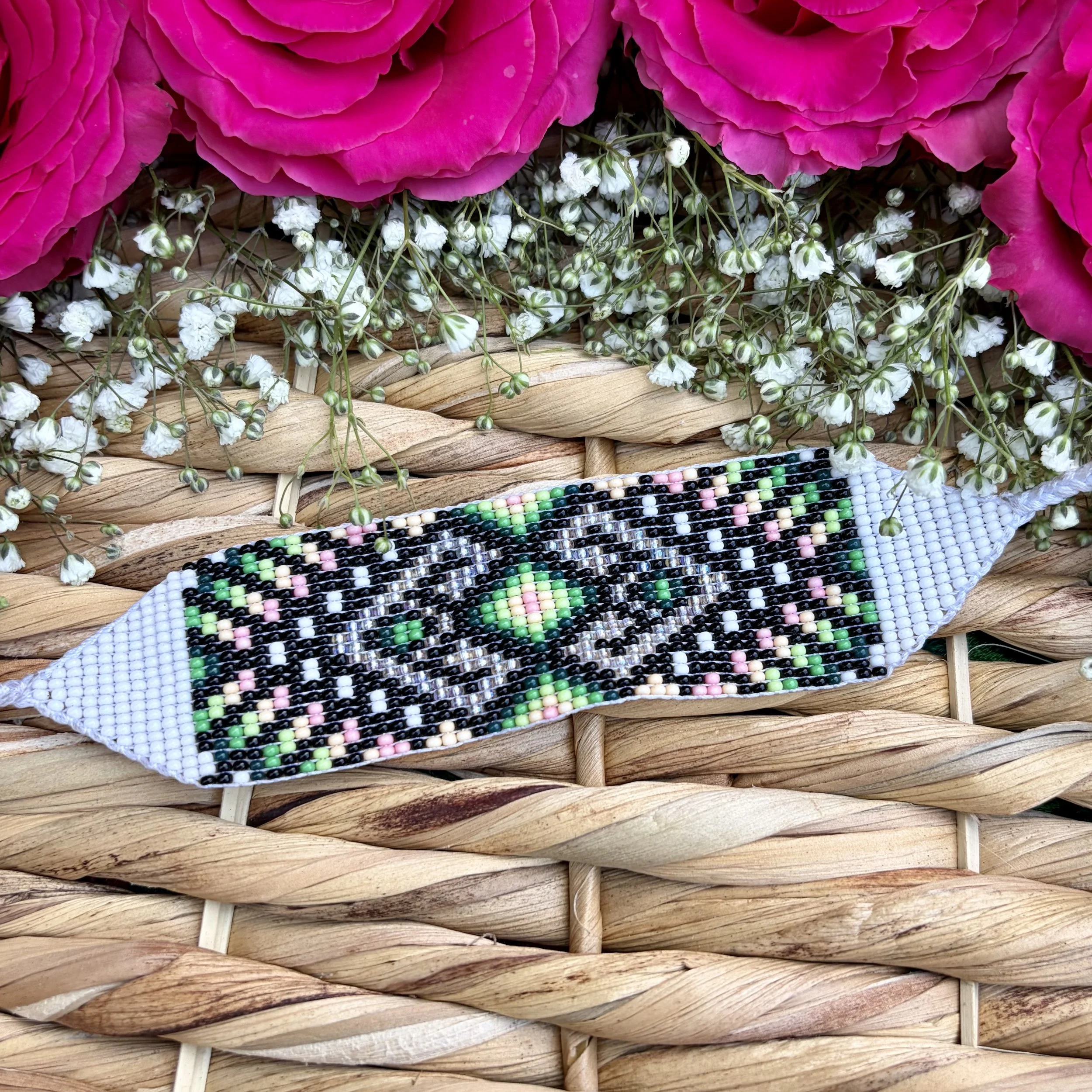 Witoto Beaded Bracelet - Wide - White, Green and Pink