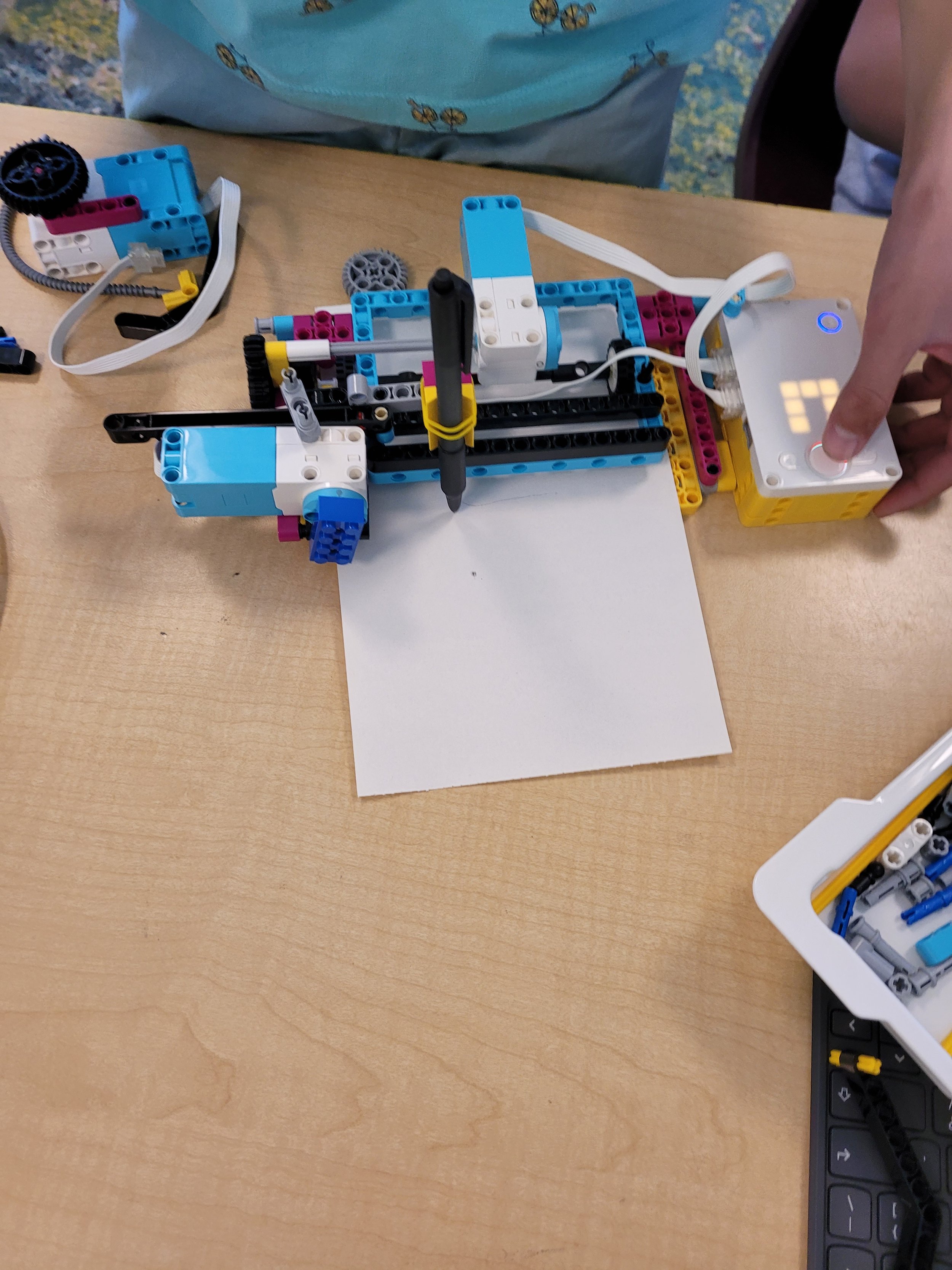 program_robotics_spike_photos04.jpg