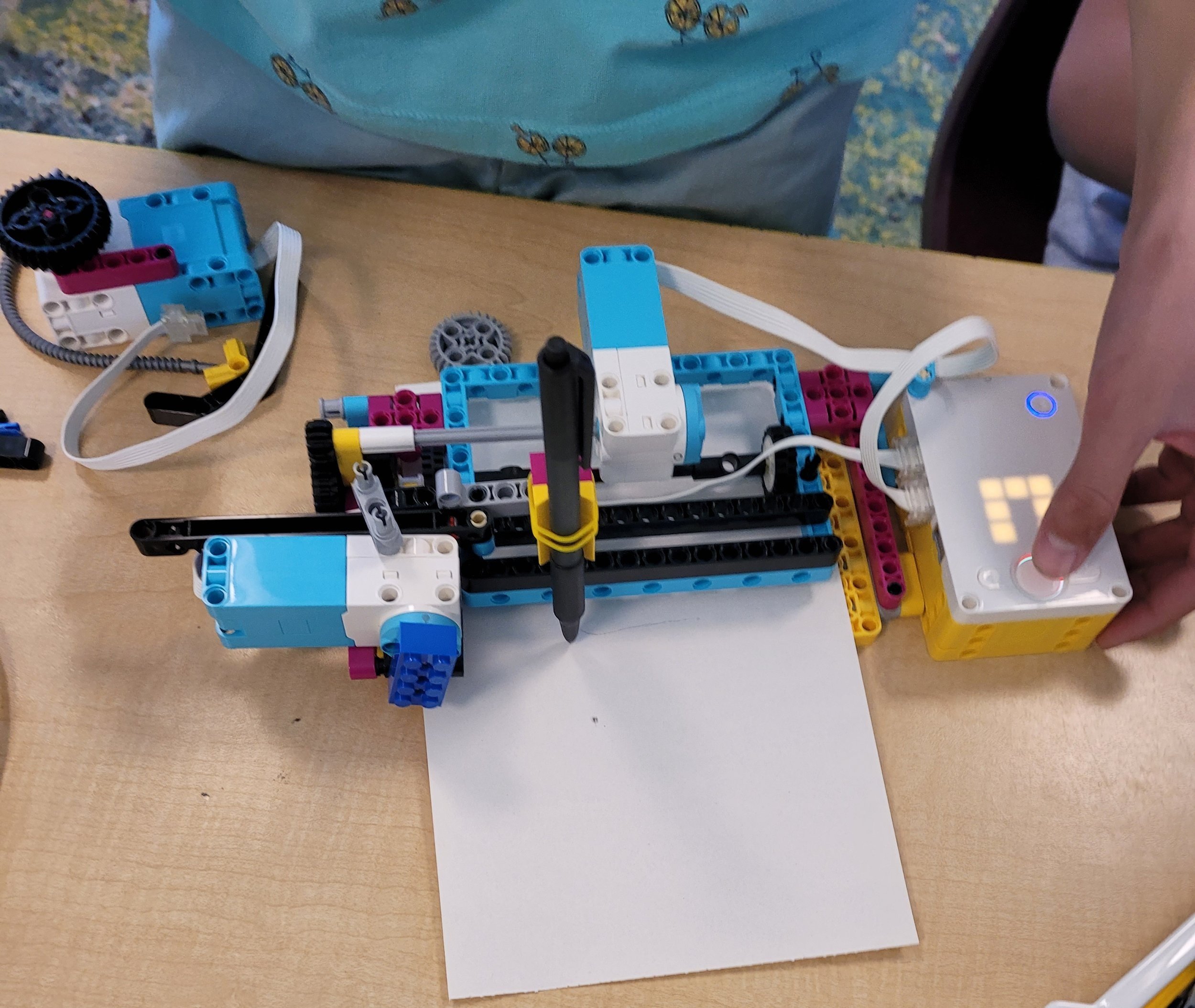 program_robotics_spike_photos04.jpg