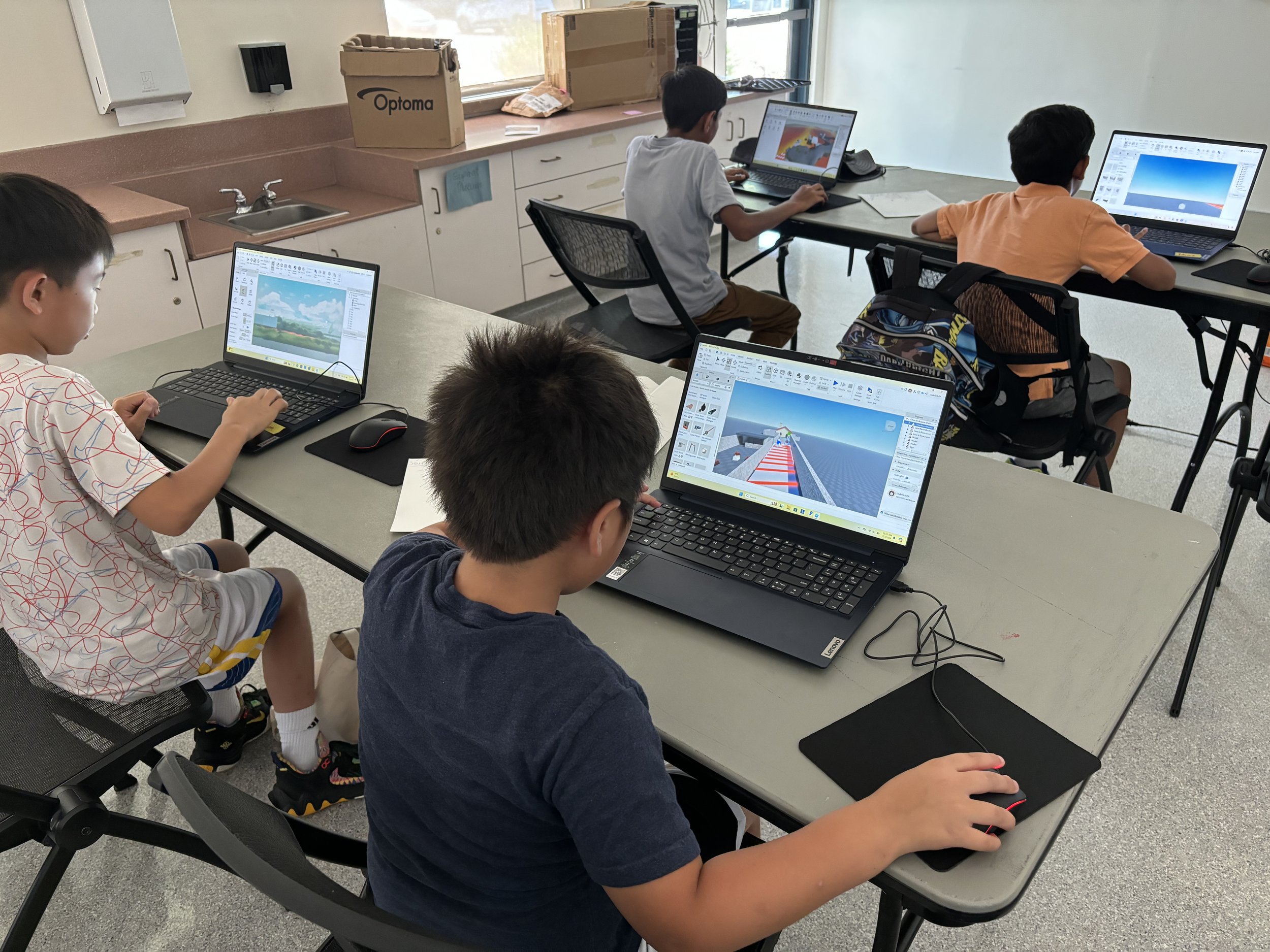 program_design_roblox_photos03.jpg