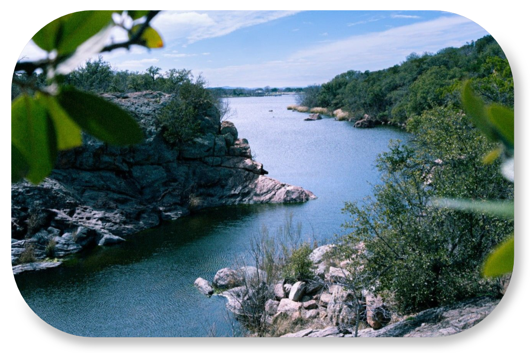 devils waterhole inks lake - texas swimming hole