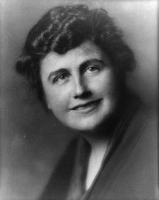 225px-Edith_Wilson_cropped_2.jpg
