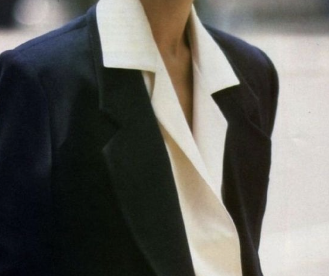 Communicating Capital