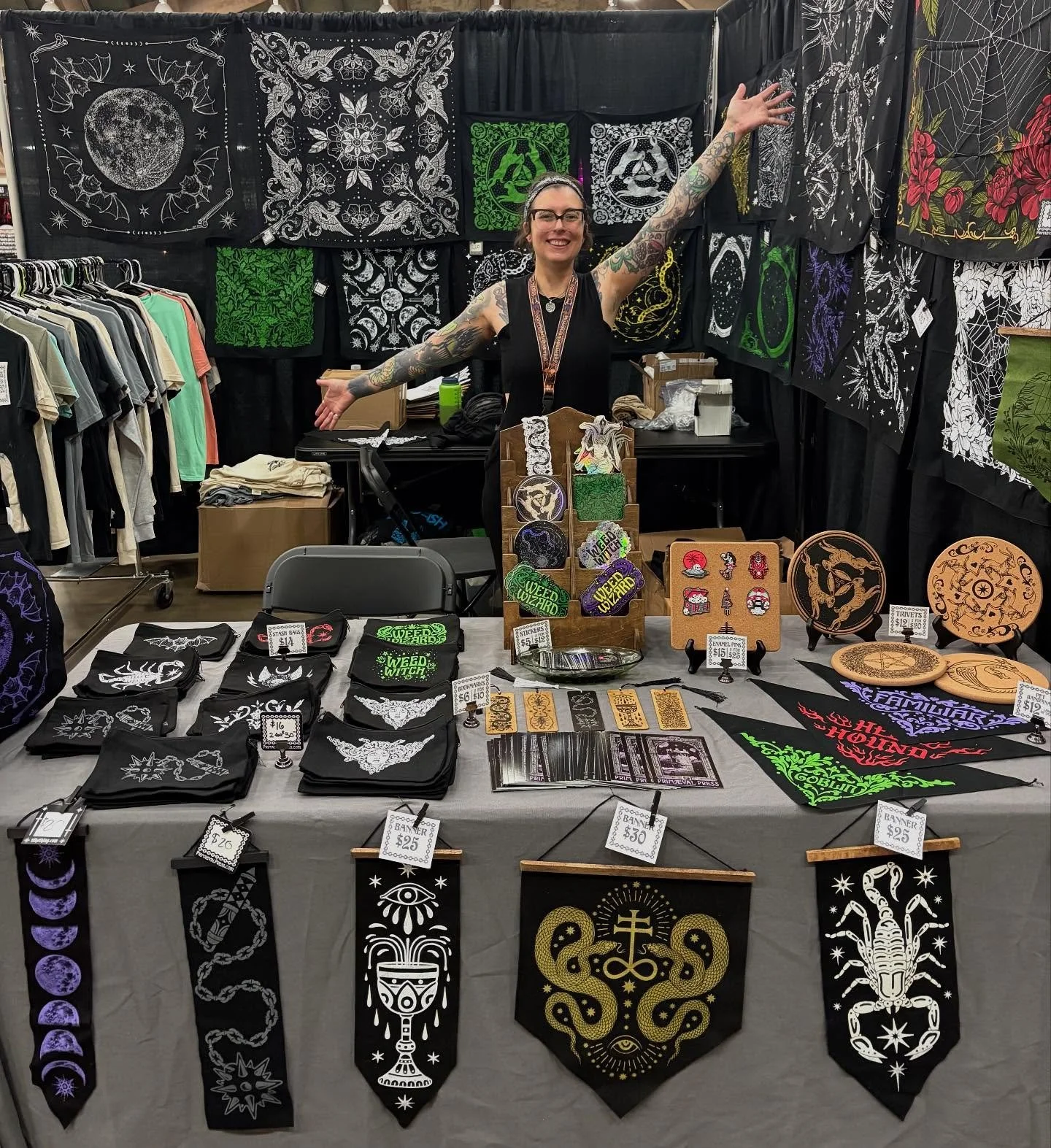 Out here at @odditiesandcuriositiesexpo Day 1 in Baltimore, til 6pm today!