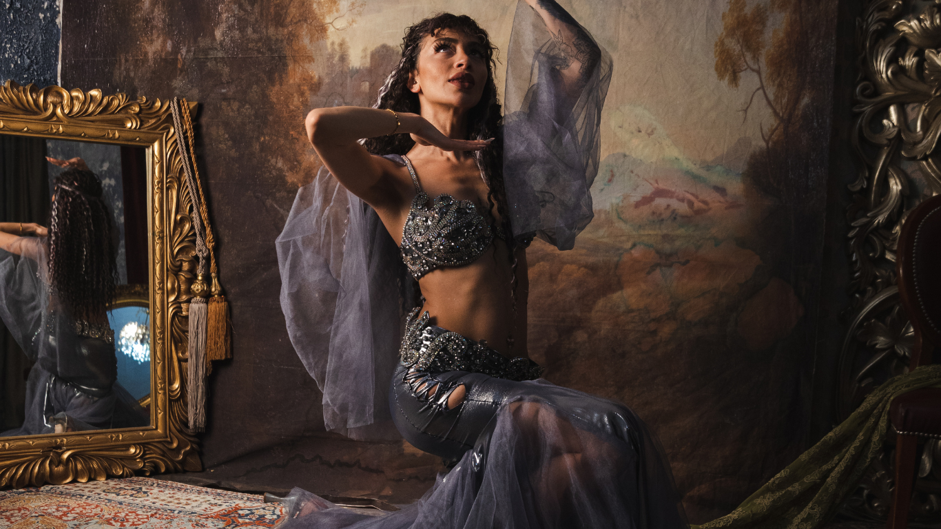 Belly Dancing — The Sultan's Tent