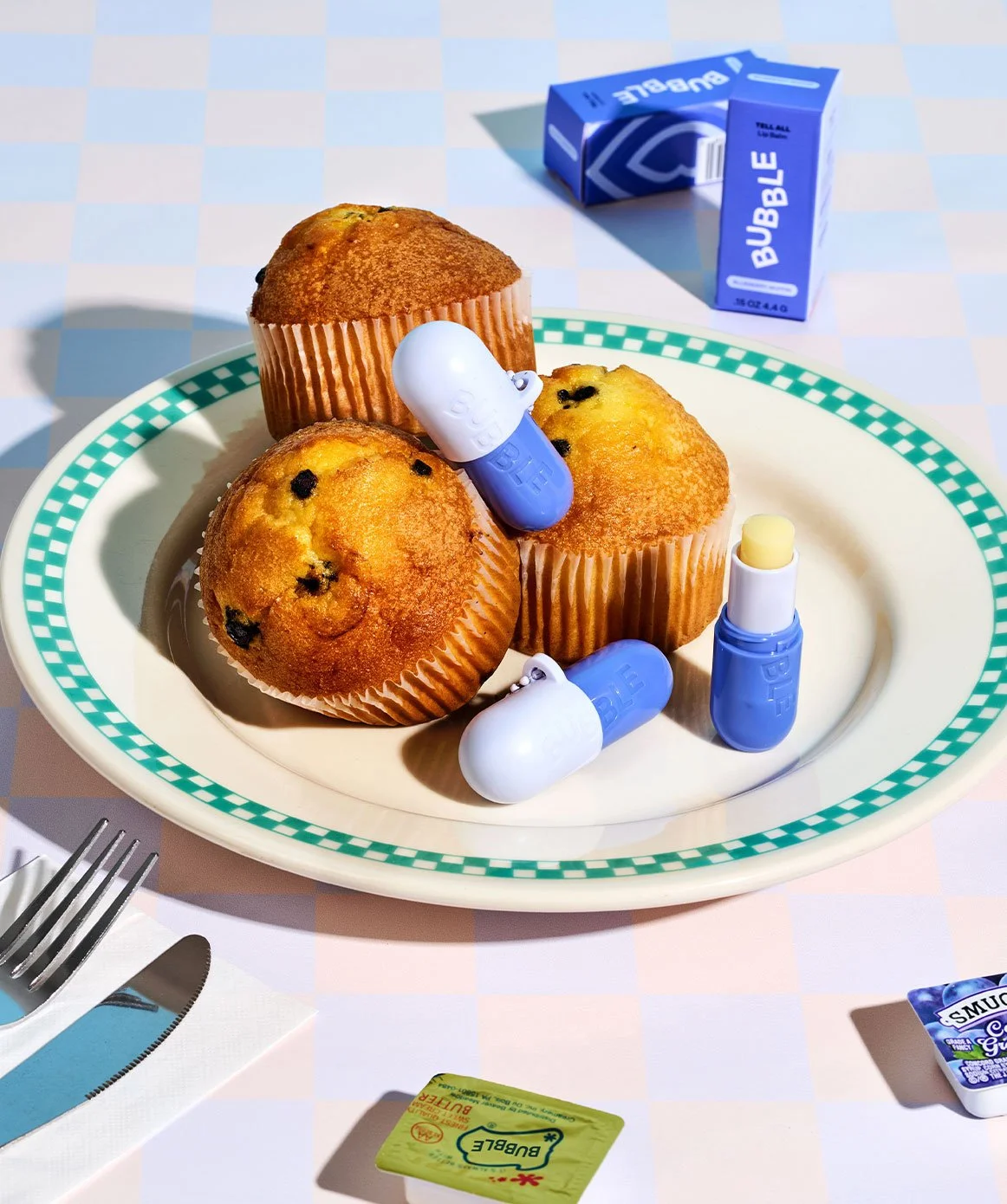 BUBBLE_TELL-ALL_BLUEBERRY-MUFFIN_STILL-LIFE_3.jpg