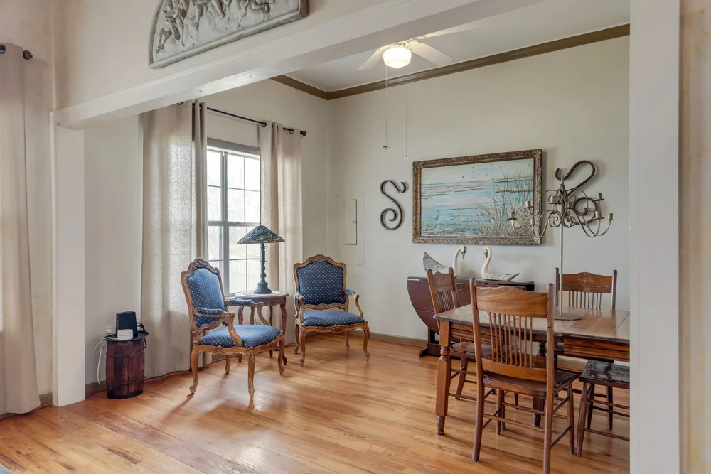 6-web-or-mls-8438 Dudley Rd-6.jpg