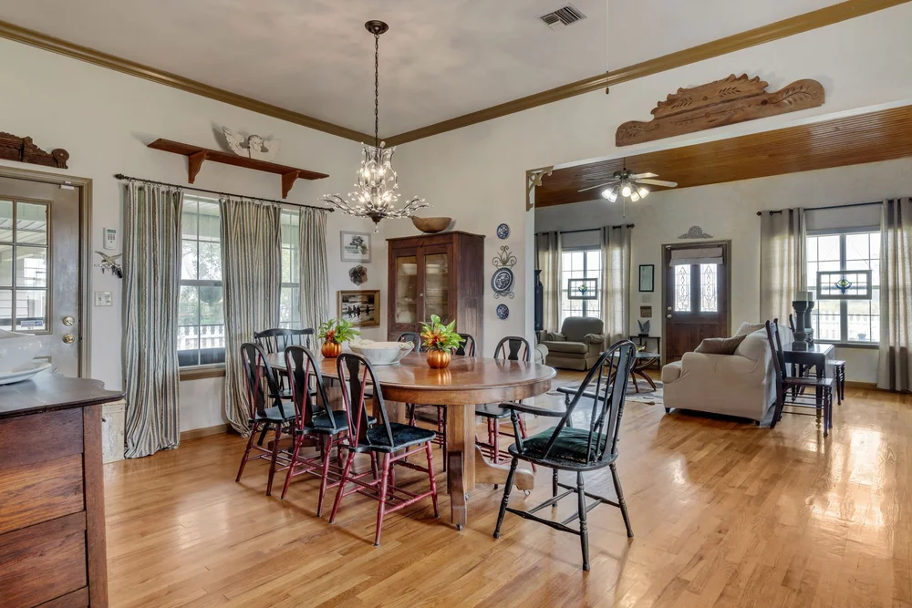 11-web-or-mls-8438 Dudley Rd-11.jpg