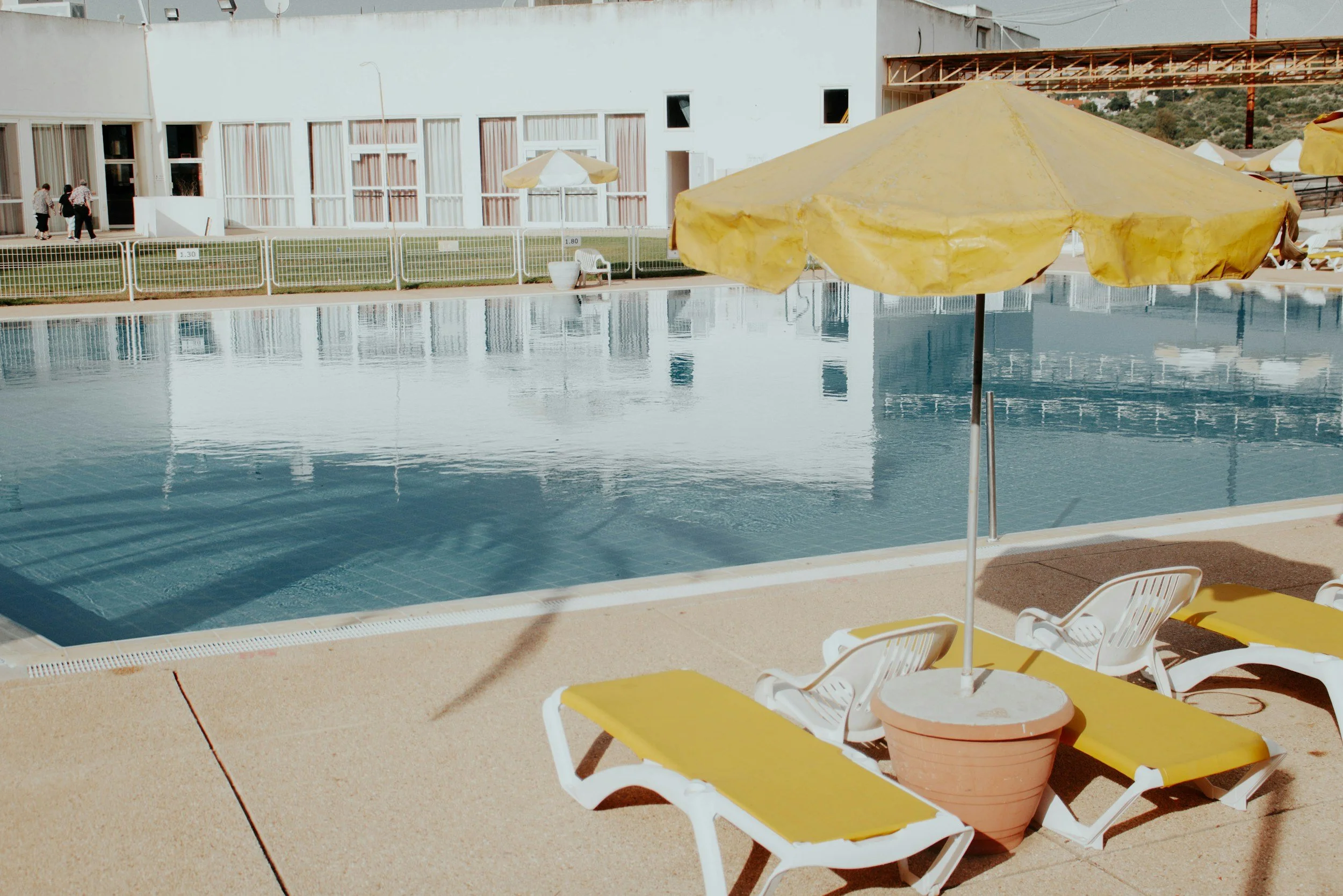 PILATES POOLSIDE - SUMMER SERIES