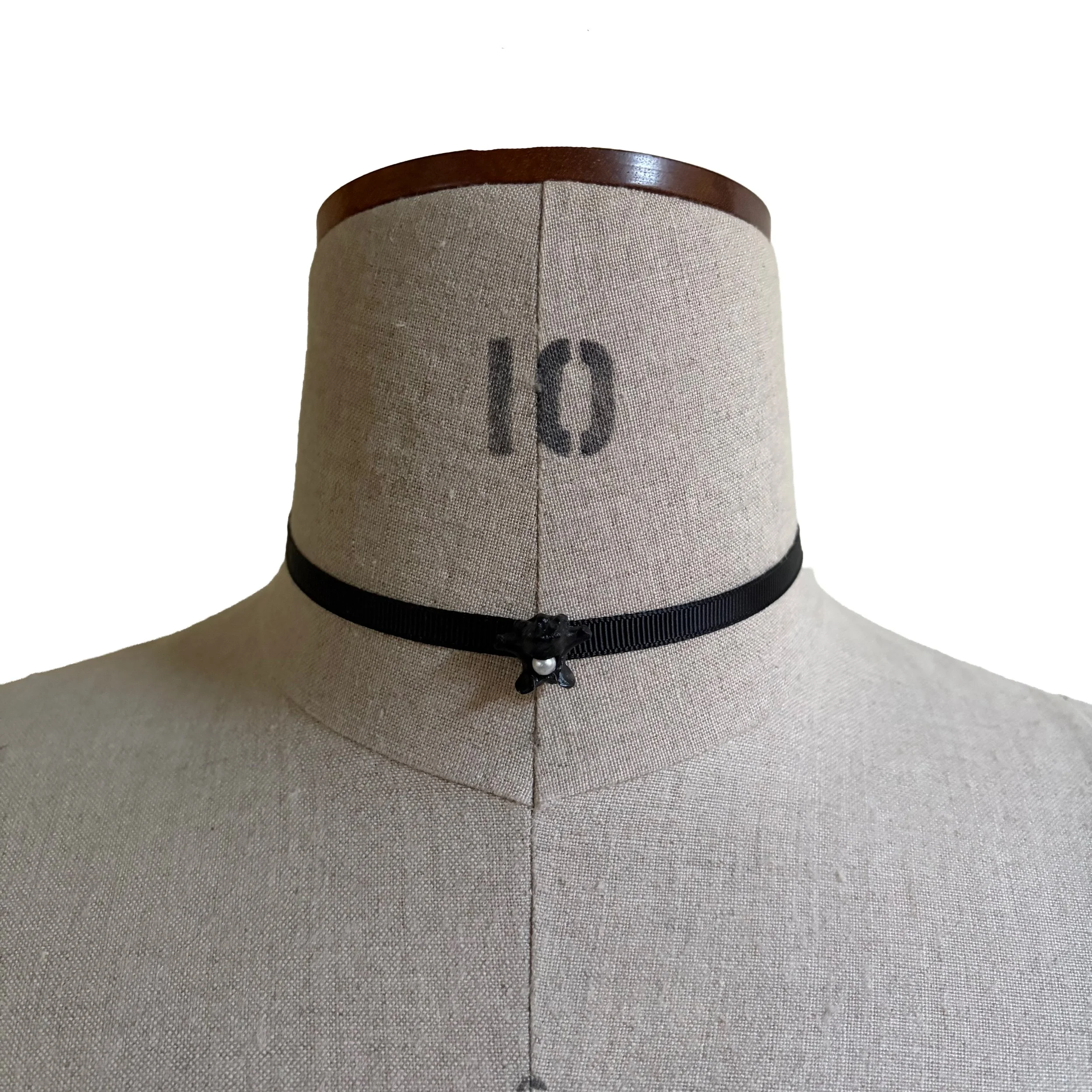 RIBBON VERTEBRAE CHOKER 000276