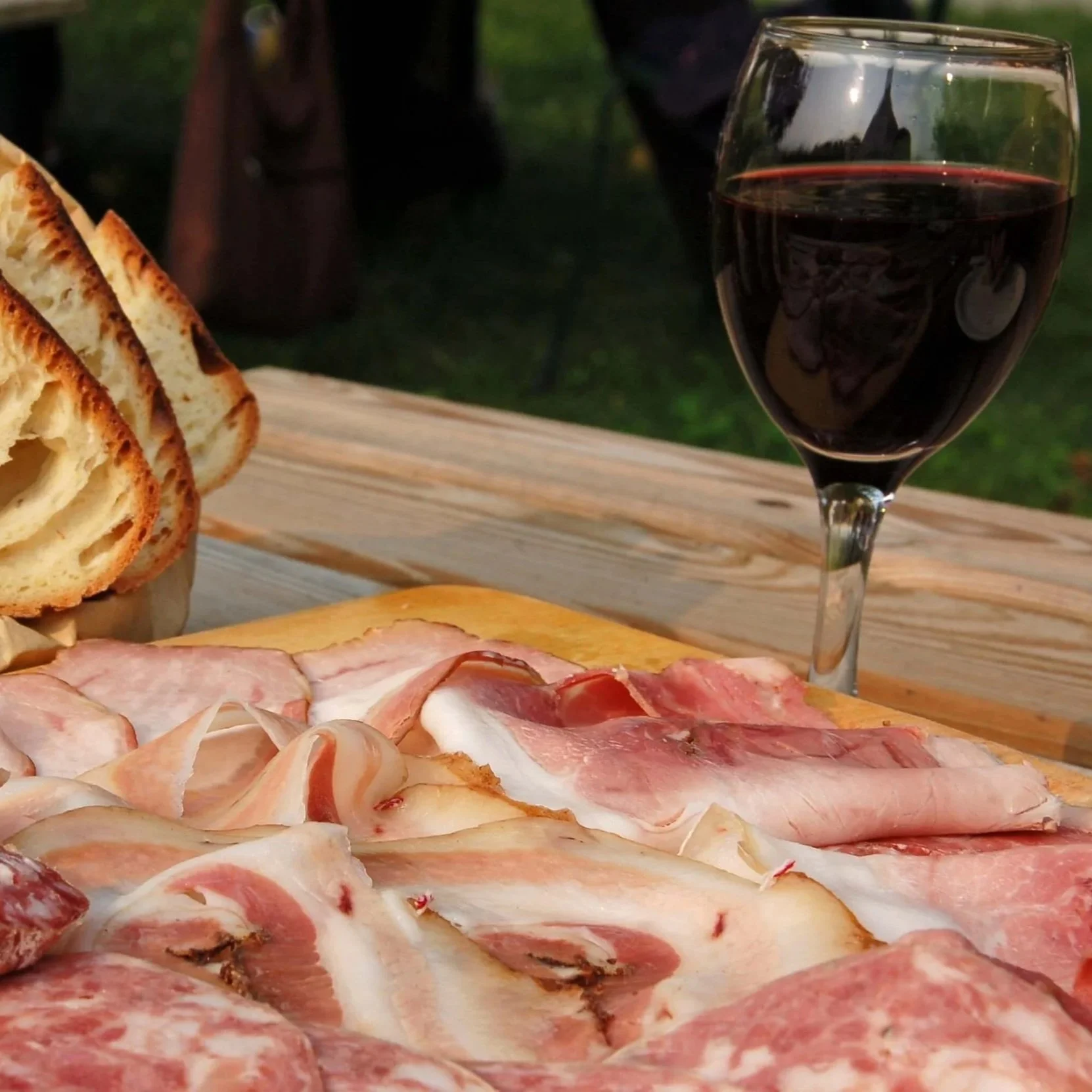 Spanish Rioja and Jamon Iberico, Dine at Casa Gonzalez Madrid