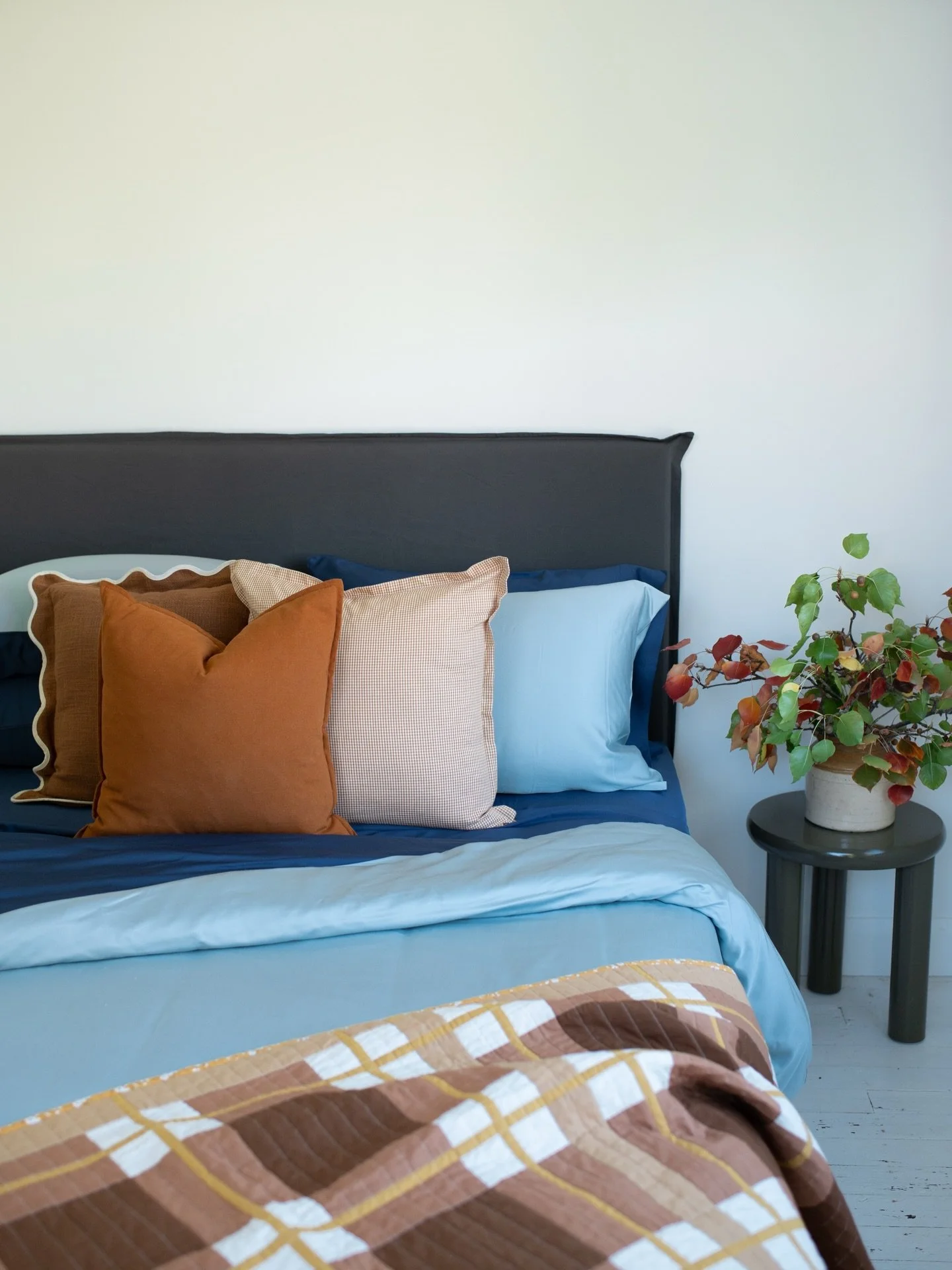 When two worlds collide 🤎

Last week one of the brands that I work for ran a two day photoshoot in my home. I work for an Australian bamboo bedding brand, Bamboo Haus, and was just so thrilled that my Carter Plaid quilt was used in one of the looks.