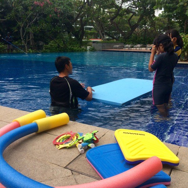 Children Swimming Lesson – Stroke Training for Sisters</a>