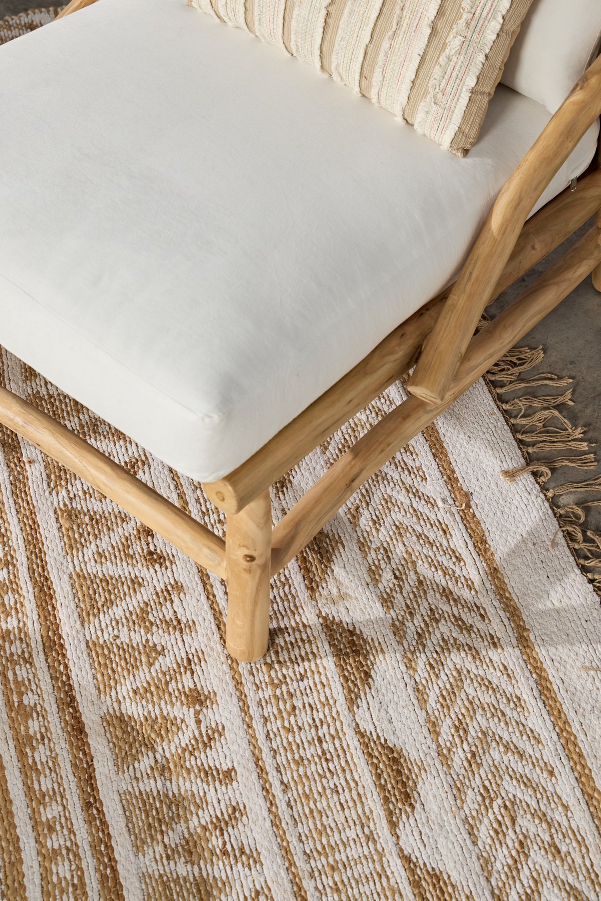 mali armchair natural close up