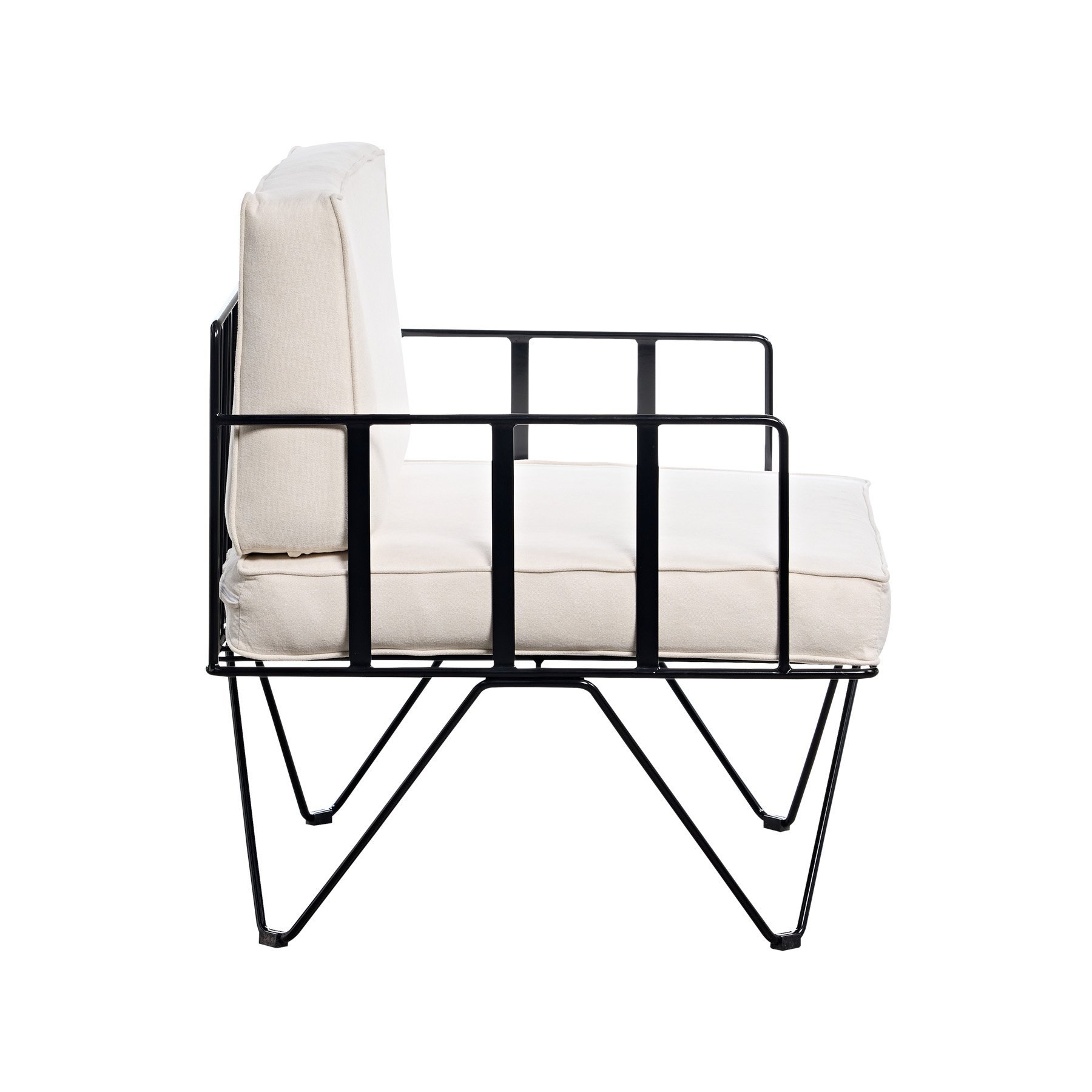 RS wire armchair