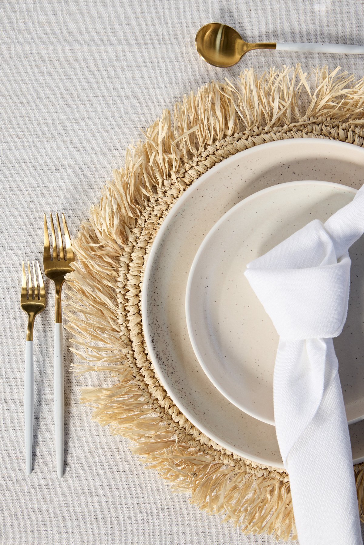 havana raffia placemat natural styled