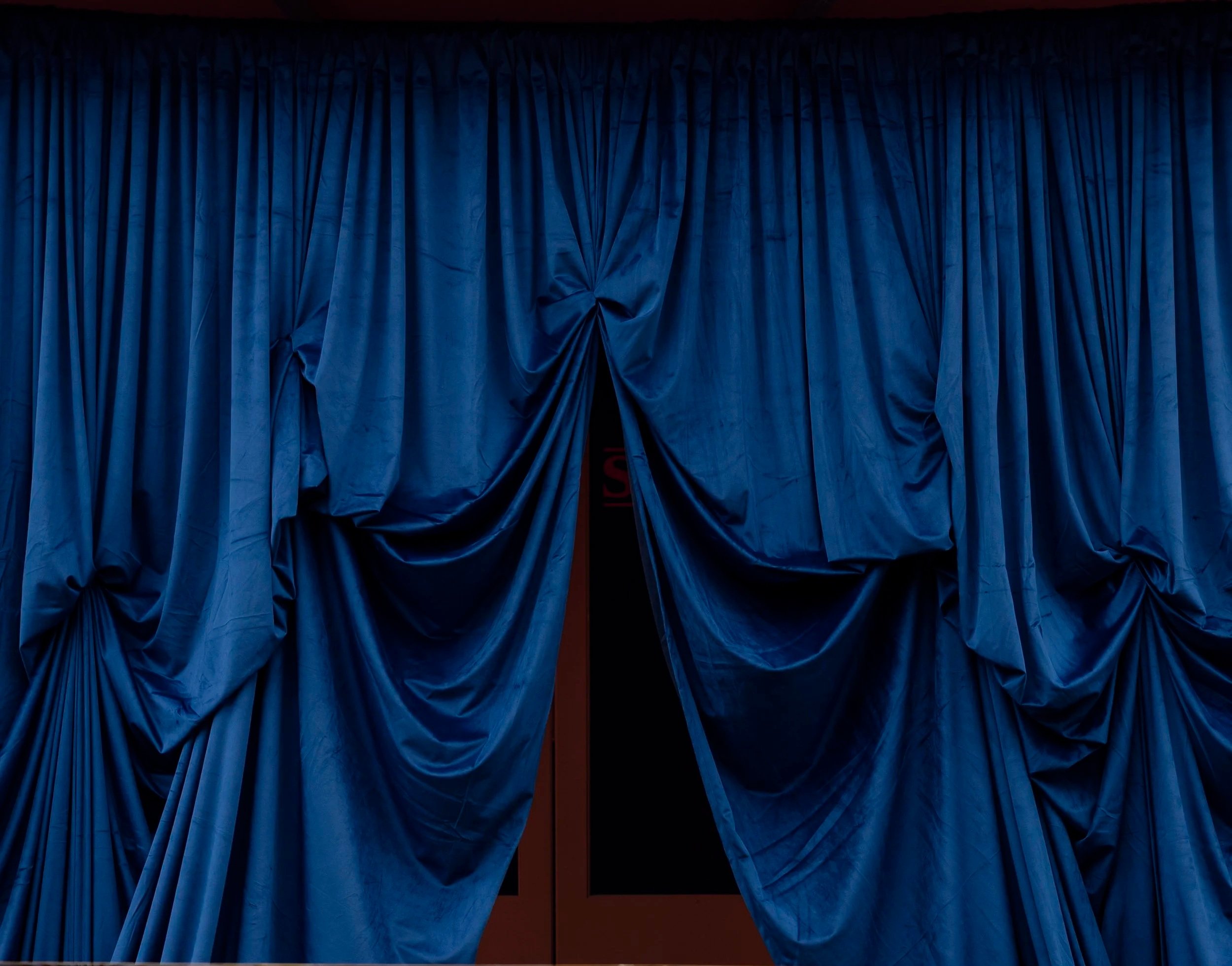 BLUE+DRAPING.jpg