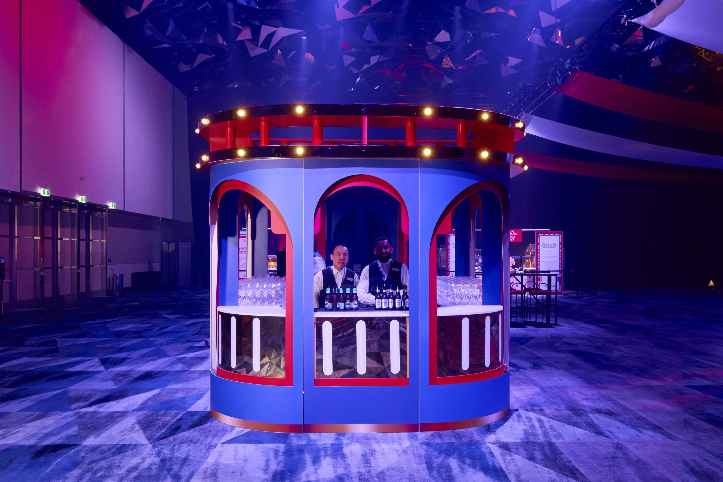 Premium metal BeMatrix frames designed to bring your concepts, designs, and creative visions to life.