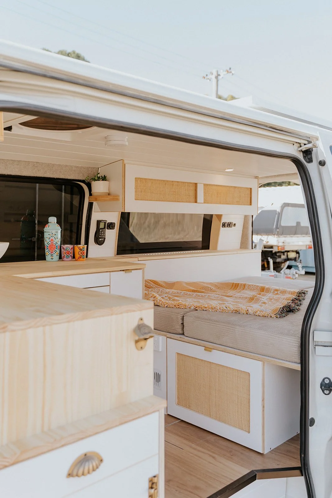 SCVF - Hiace 1-11.jpg