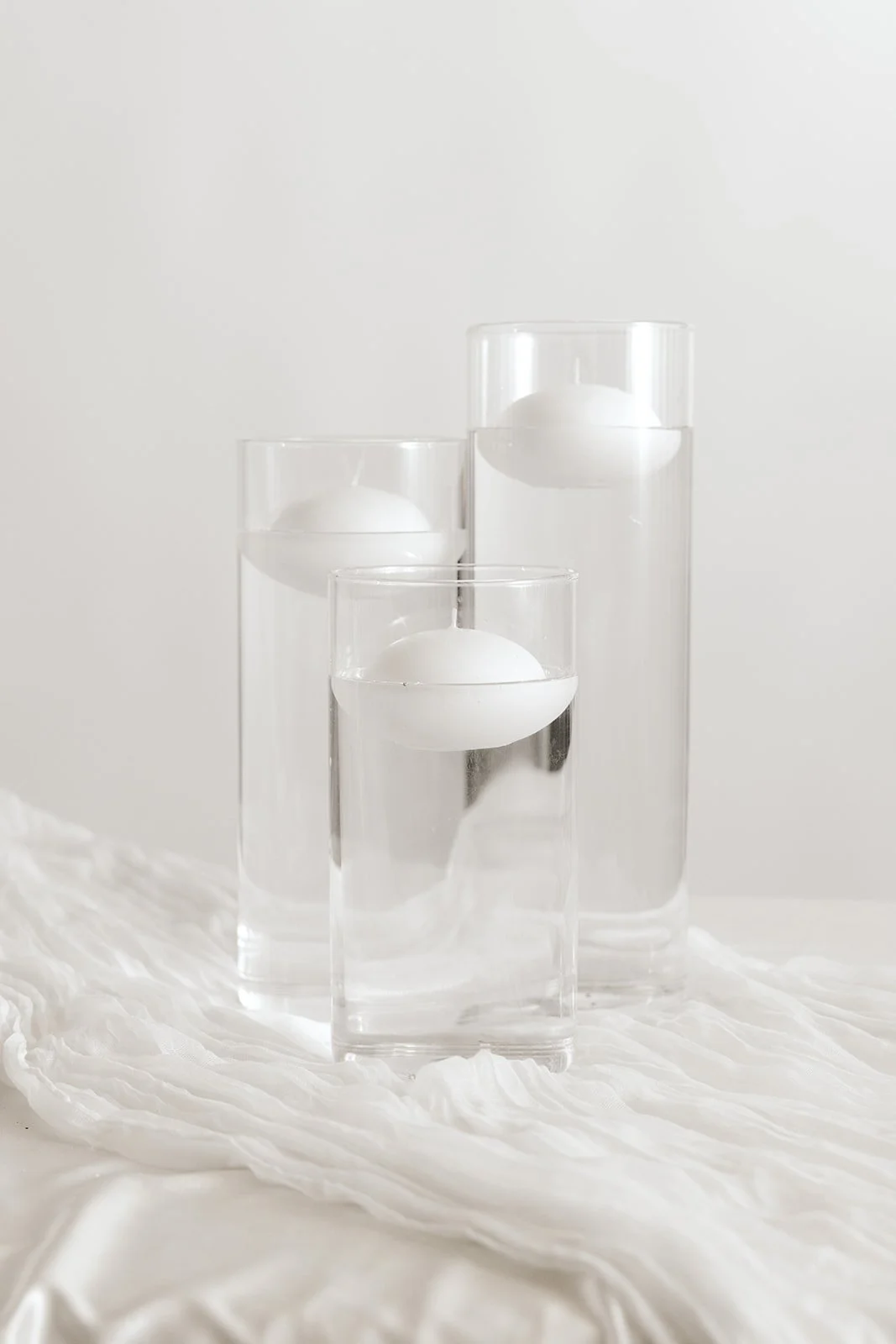 Floating candle and vessel