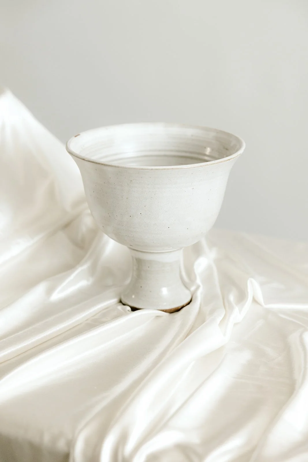 White glazed compote