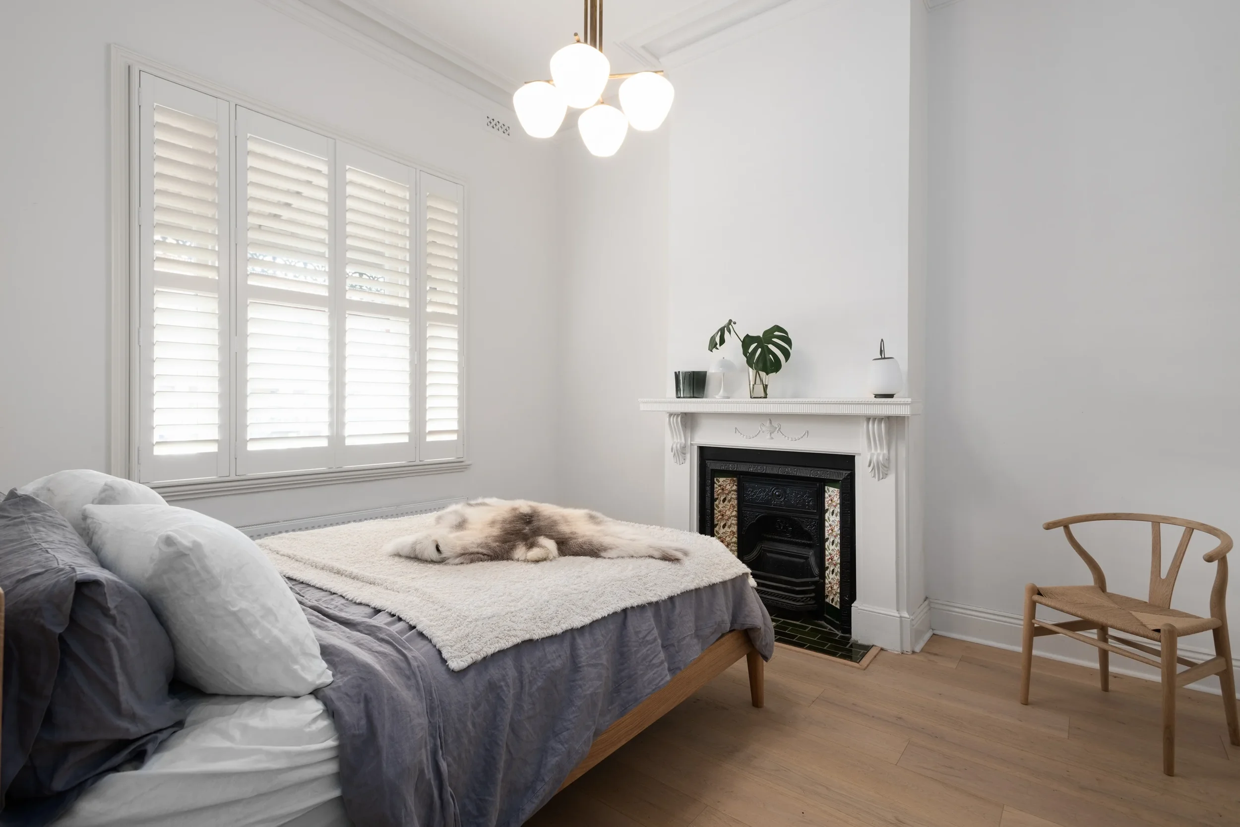 Heritage bedroom in Fitzroy by Dean McCredden Architect.