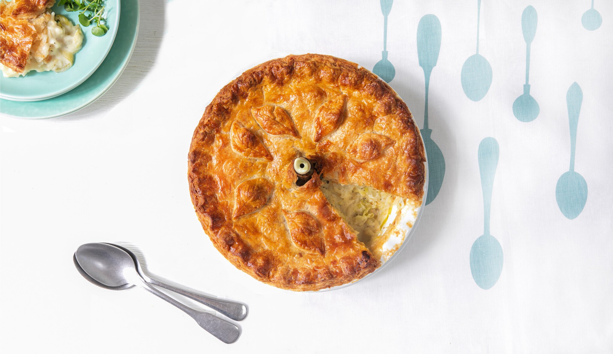 GeorgiaGlynnSmith-Mary-Berry-Everyday-Potato-cheese-pie-13242,huge.1687388161.jpg