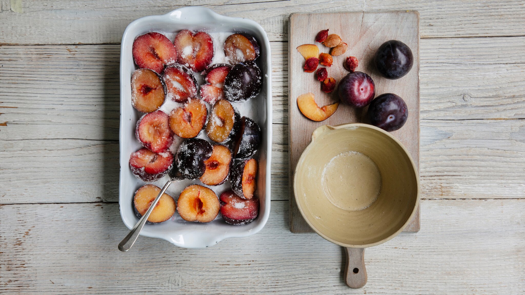 GeorgiaGlynnSmith-Mary-Berry-Classics-Plum-crumble-014,huge.1687388161.jpg