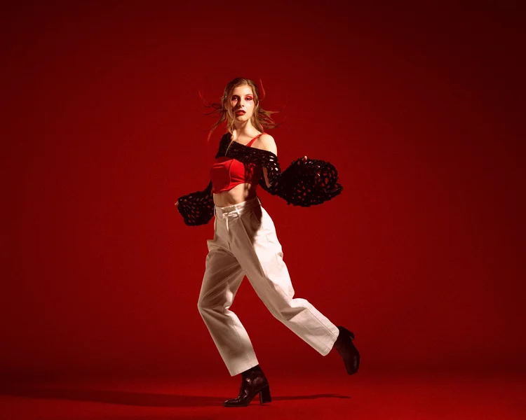 Portrait from L'Art du Rouge