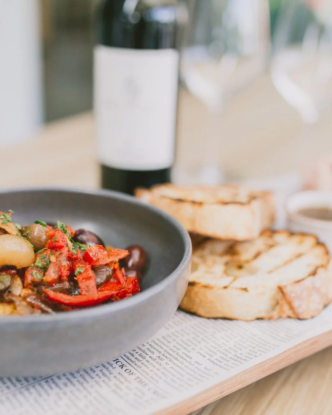 🍝 Indulge in Authentic Italian Flavors at Osteria Roma! 🇮🇹✨

Escape to the heart of Italy right here at Osteria Roma, where every dish tells a story of tradition and passion. Nestled in the heart of the city, our cozy ambiance welcomes you to expe