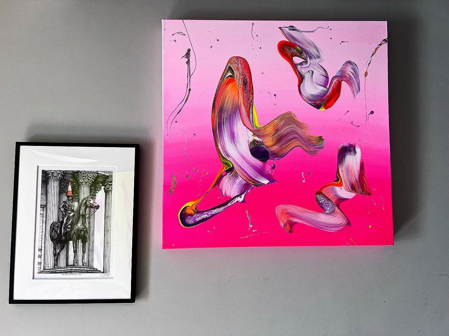 I&rsquo;m LOVING this art combo of another very talented artist @jennifercourt_art and her super detailed ballpen painting together with my own bright brushstroke art. Do opposites attract? I personally think.. YEEEESSSS SIR 💃🏼#powerofart #wildandf