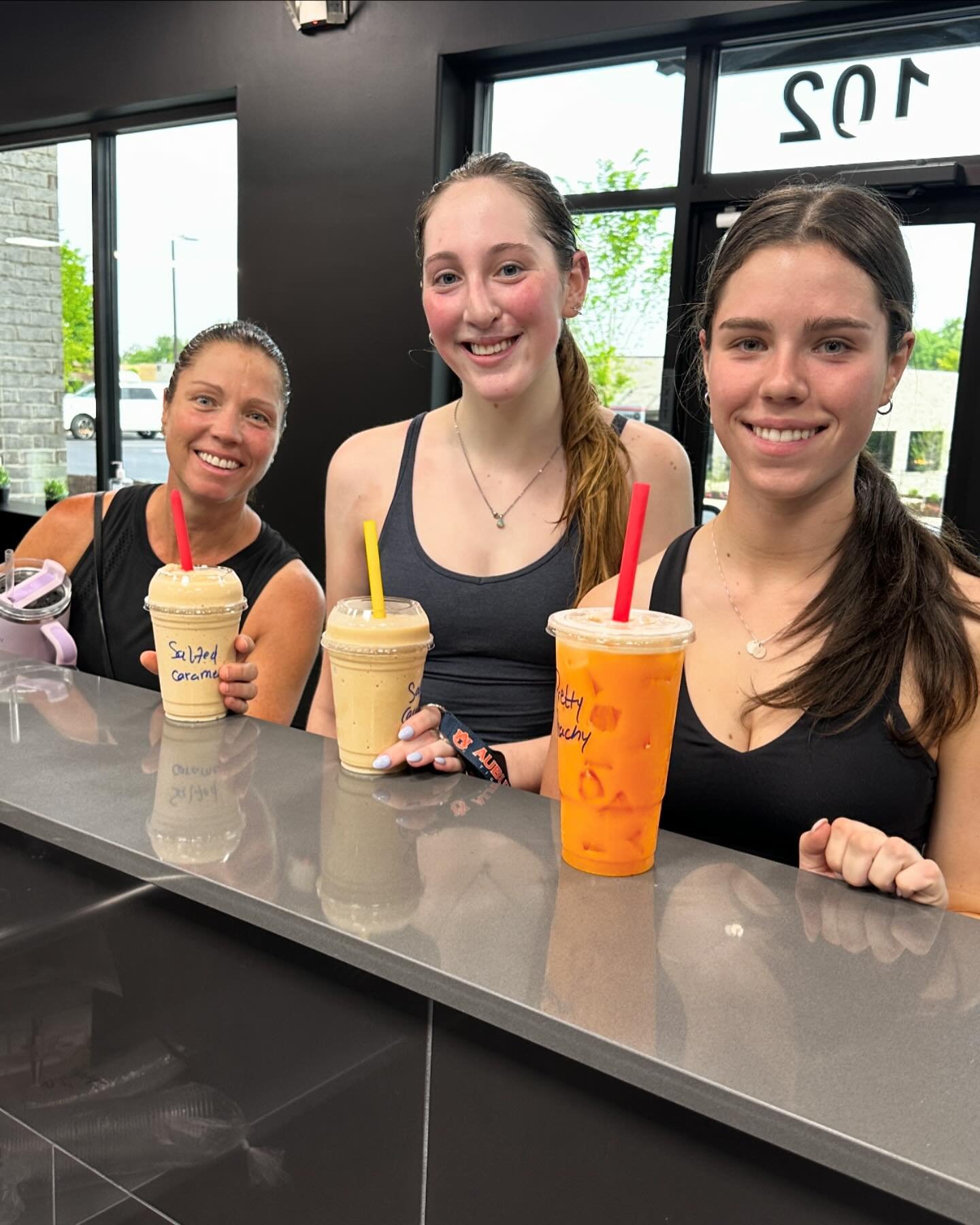🎉 Happy Tuesday🎊 Our community loves to Xperience More Nutrition!

🧋Healthy and Delicious Meal replacement shakes paired with one of our many Loaded Energy Beverages🥤

🔥BEST COMBO IN TOWN🔥

 ⏰Monday-Thursday 6am-6pm
  Friday 6am-3pm
  Saturday 