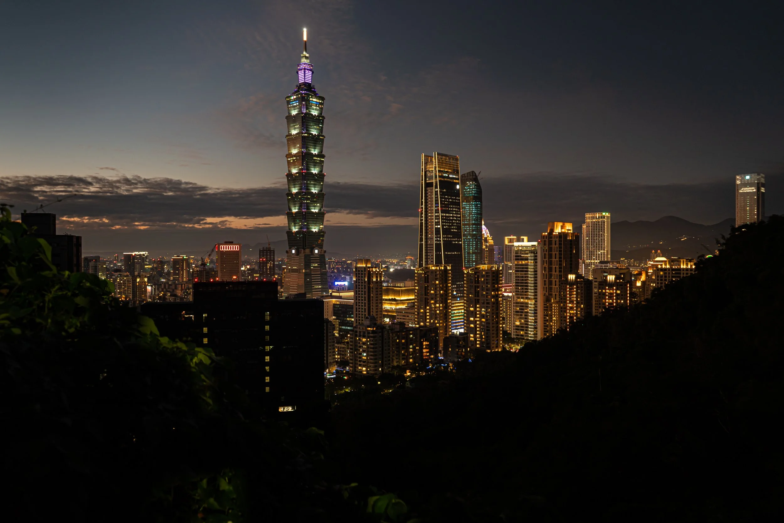 #18 Zugreise nach Taipei, die wilde Ostküste &amp; die Tränen des Liebhabers