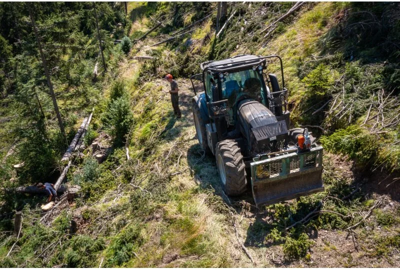 img-tracteur-forestier.jpg