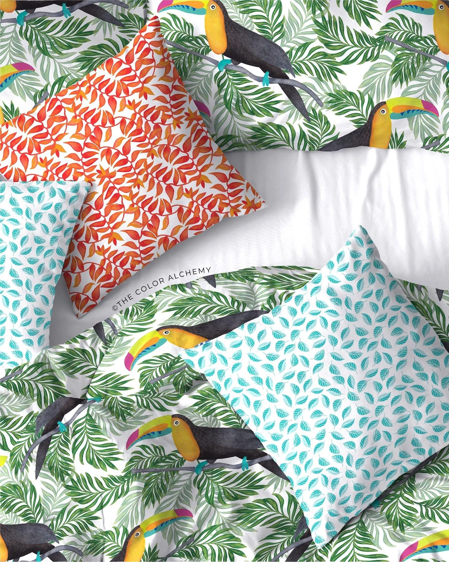 A little slice of the tropics, right at home 🌴✨ Bold toucans, leafy greens, and pops of color make this bedding set feel playful yet cosy. 
Mixing statement prints with smaller-scale patterns is one of my favourite tricks&mdash;it keeps things balan