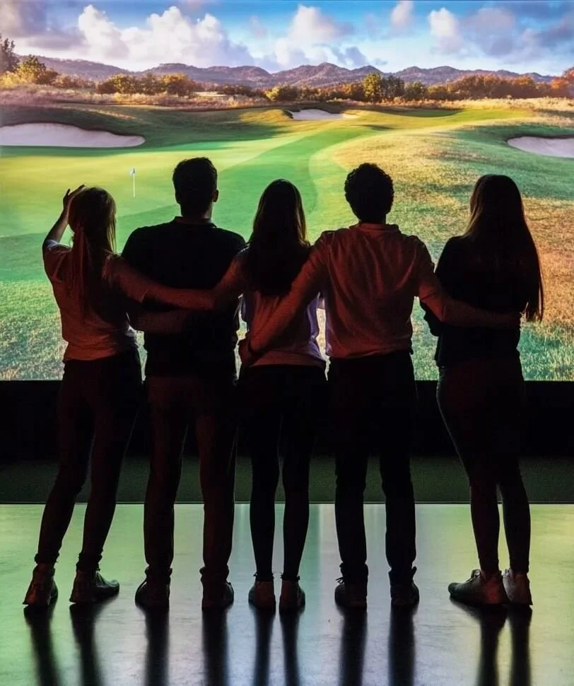 Virtual golf experiences that build relationships between colleagues, clients and supplier, or friends.