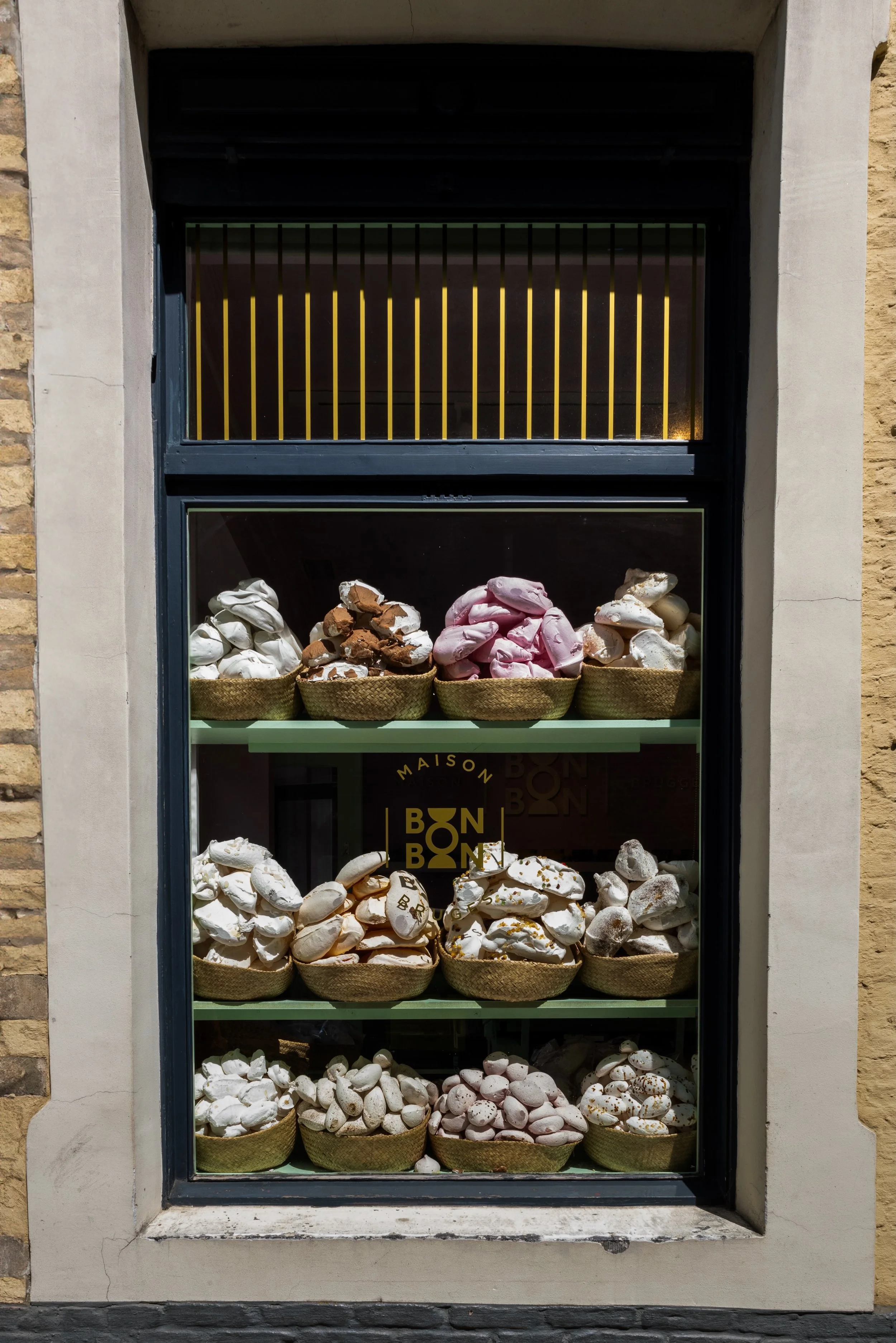 Meringue Shop Window
