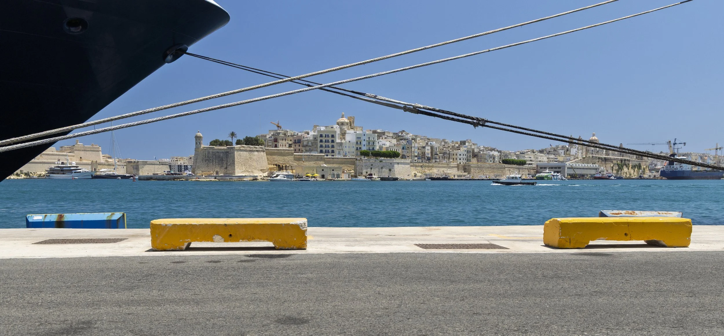 Mooring Ropes in Valletta