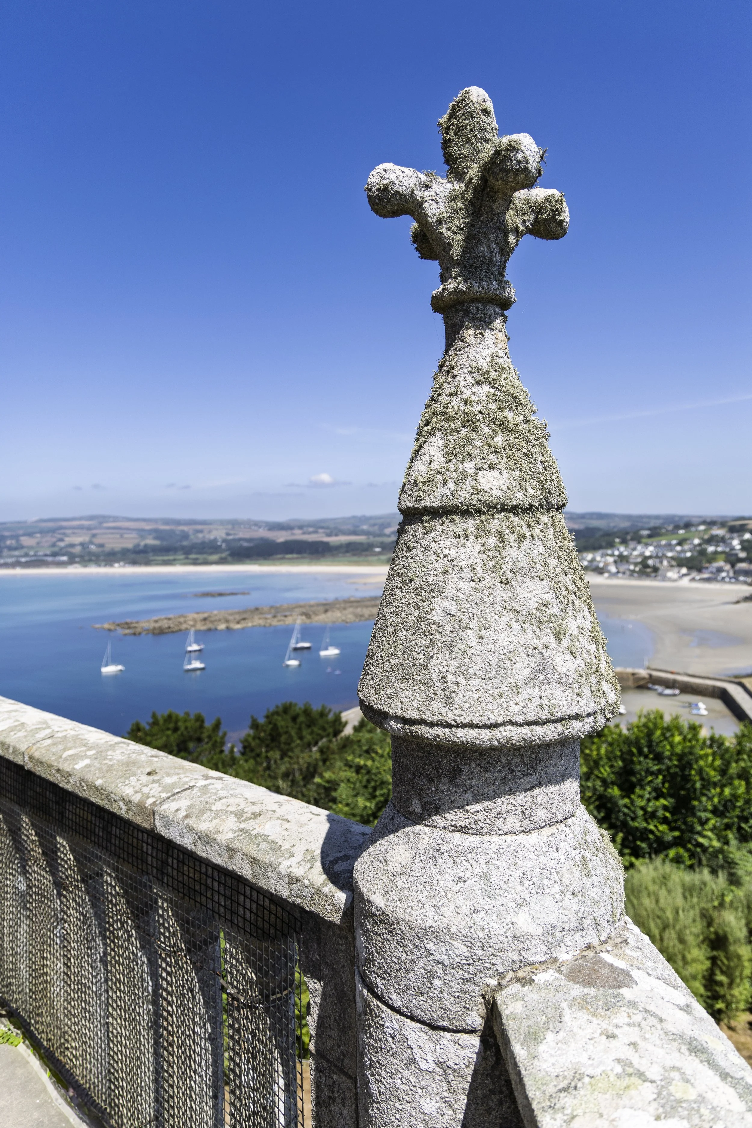 Castle Wall Ornament
