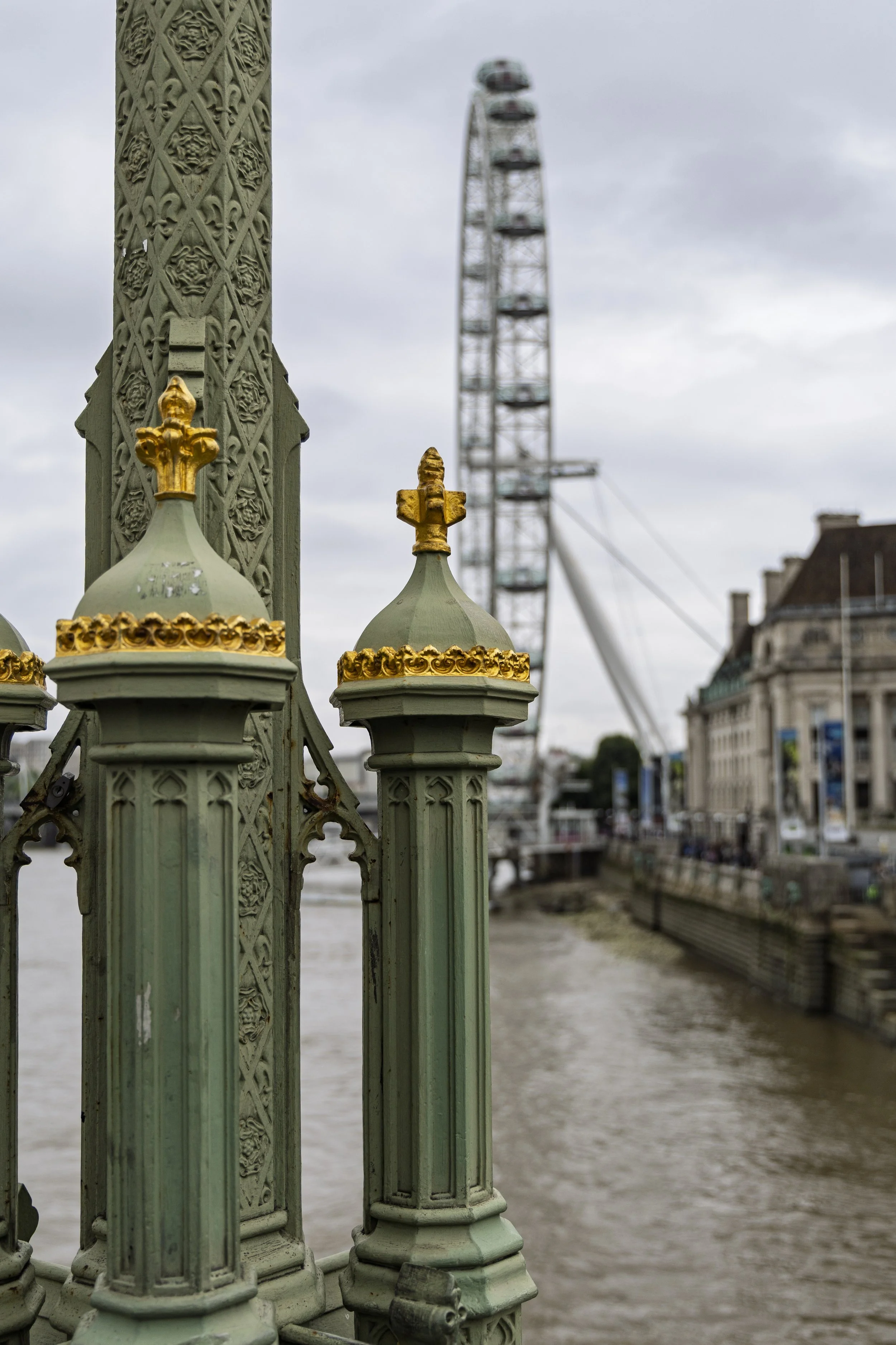 London Eye and Lamp Base