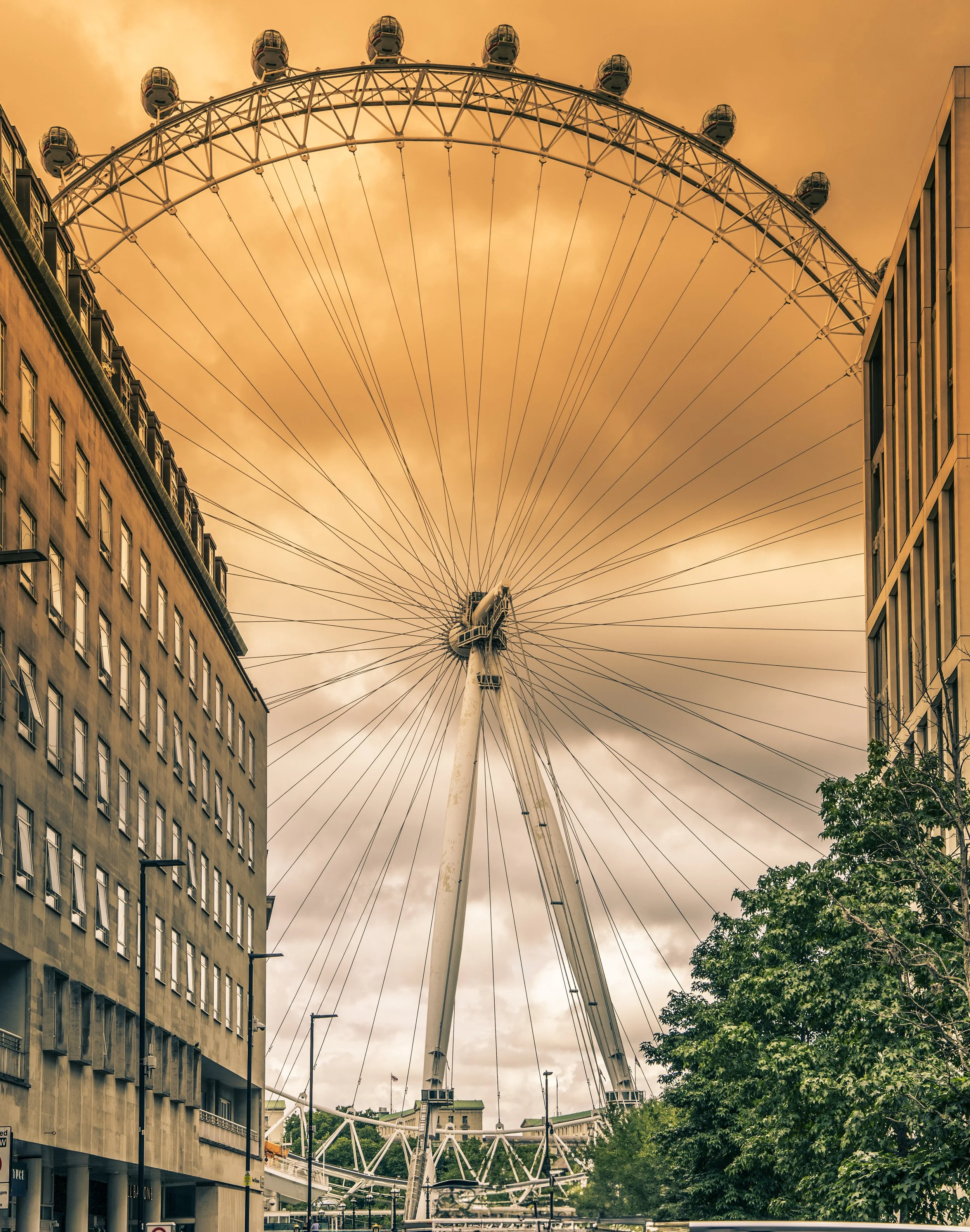 London Eye Orange