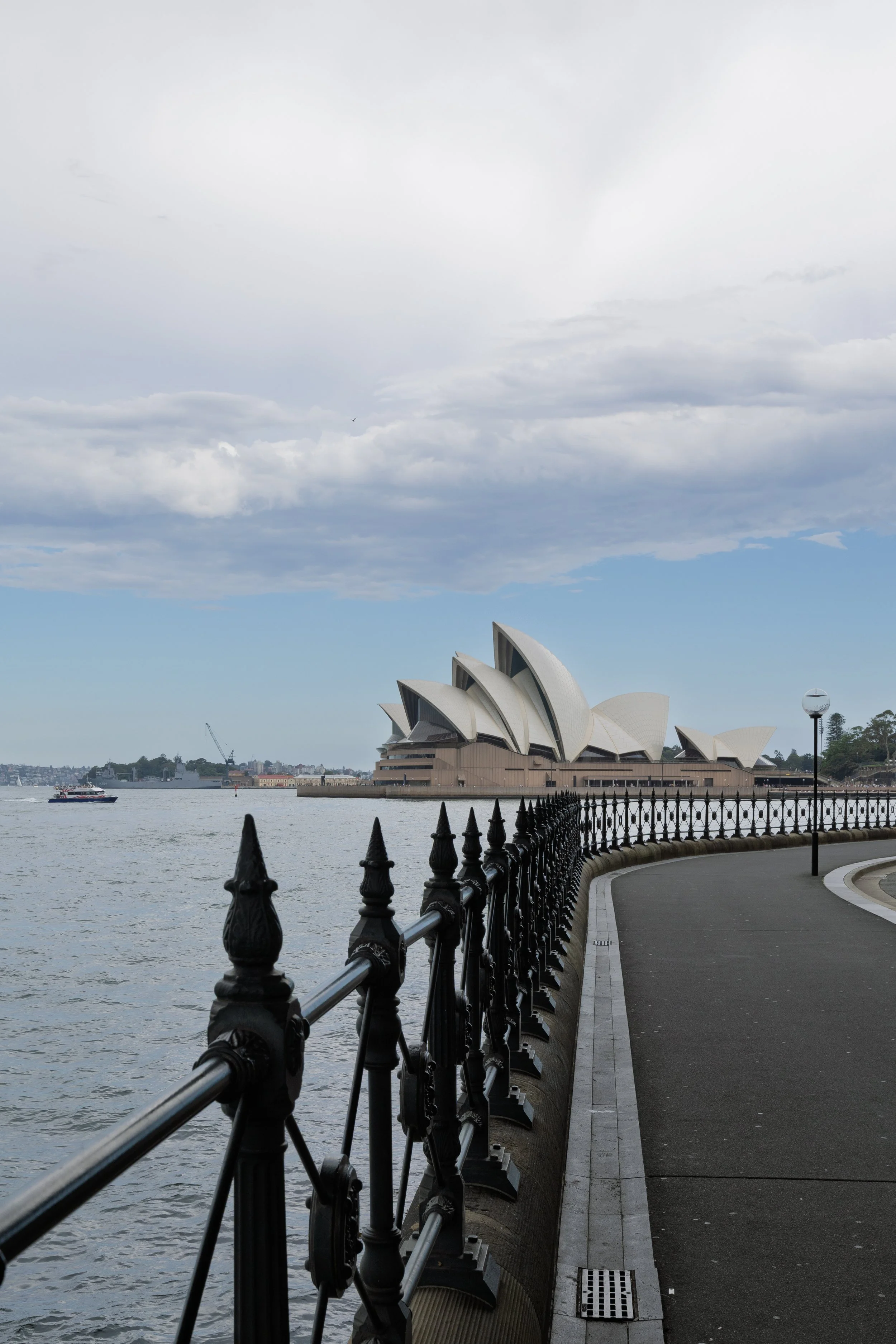 Rails and Opera House