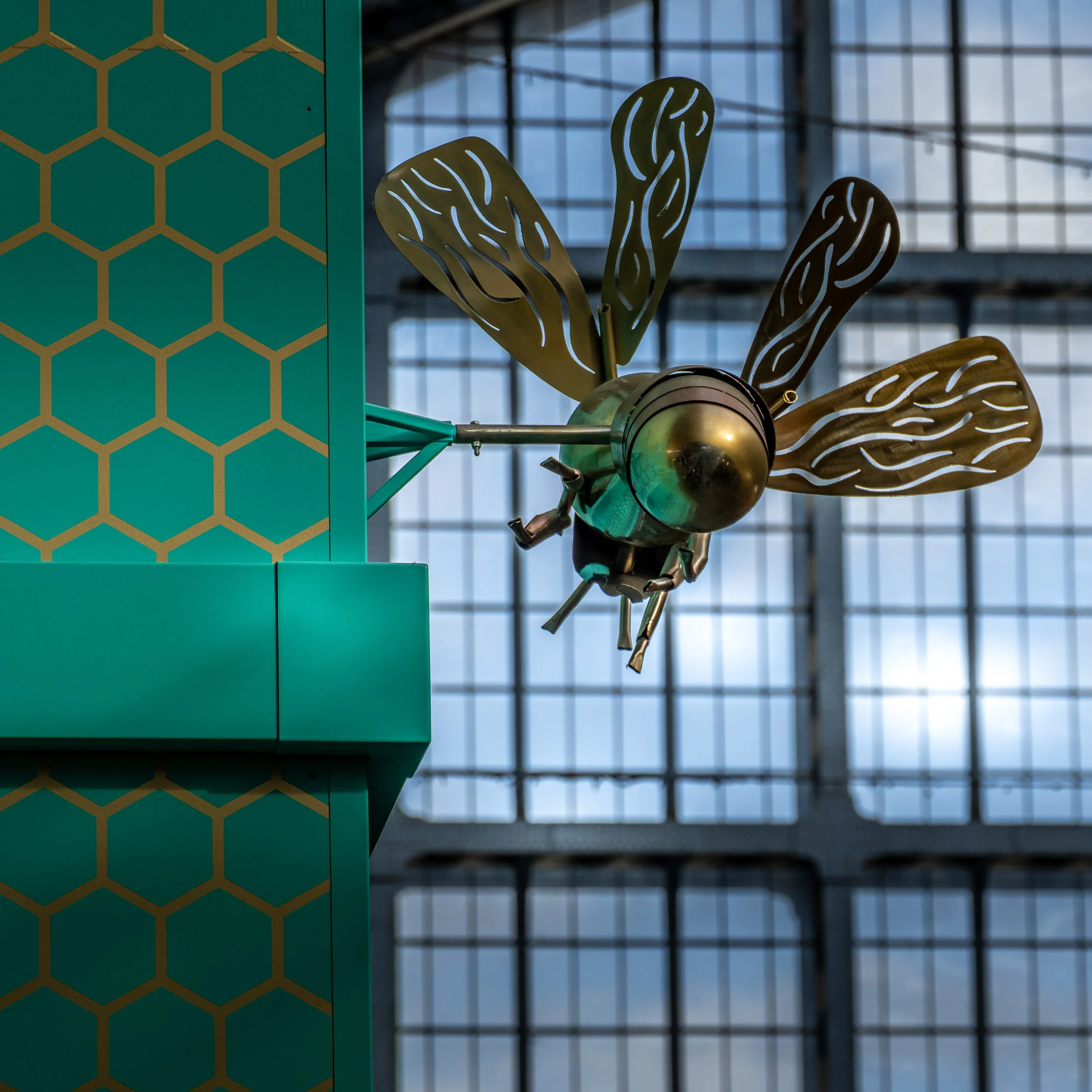 Fortnum and Mason Bee in St Pancras